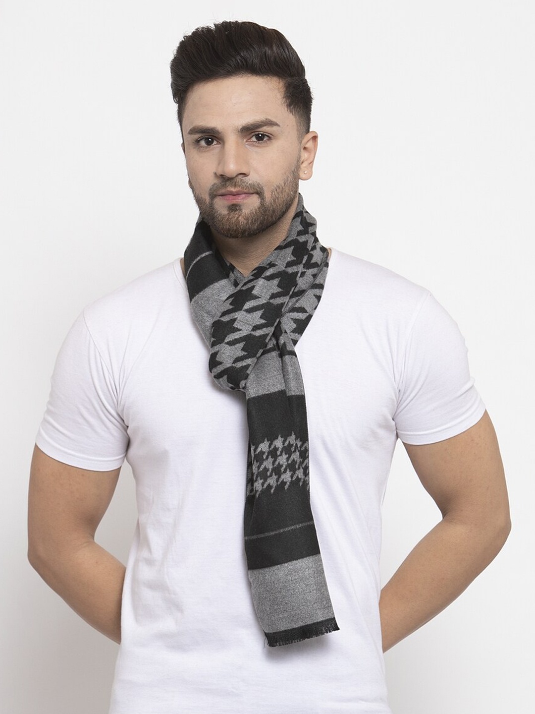 

Calvadoss Men Black & Grey Printed Regular-Fit Mufflers