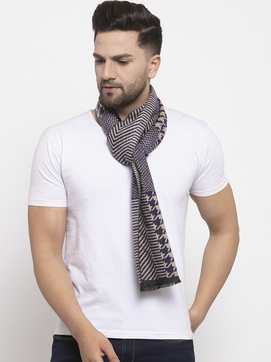 

Calvadoss Men Navy Blue & Beige Printed Muffler