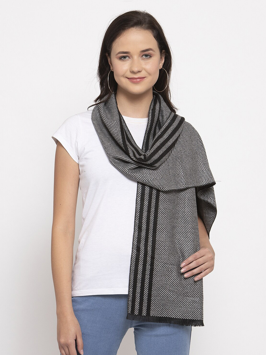 

Calvadoss Women Black & White Printed Muffler