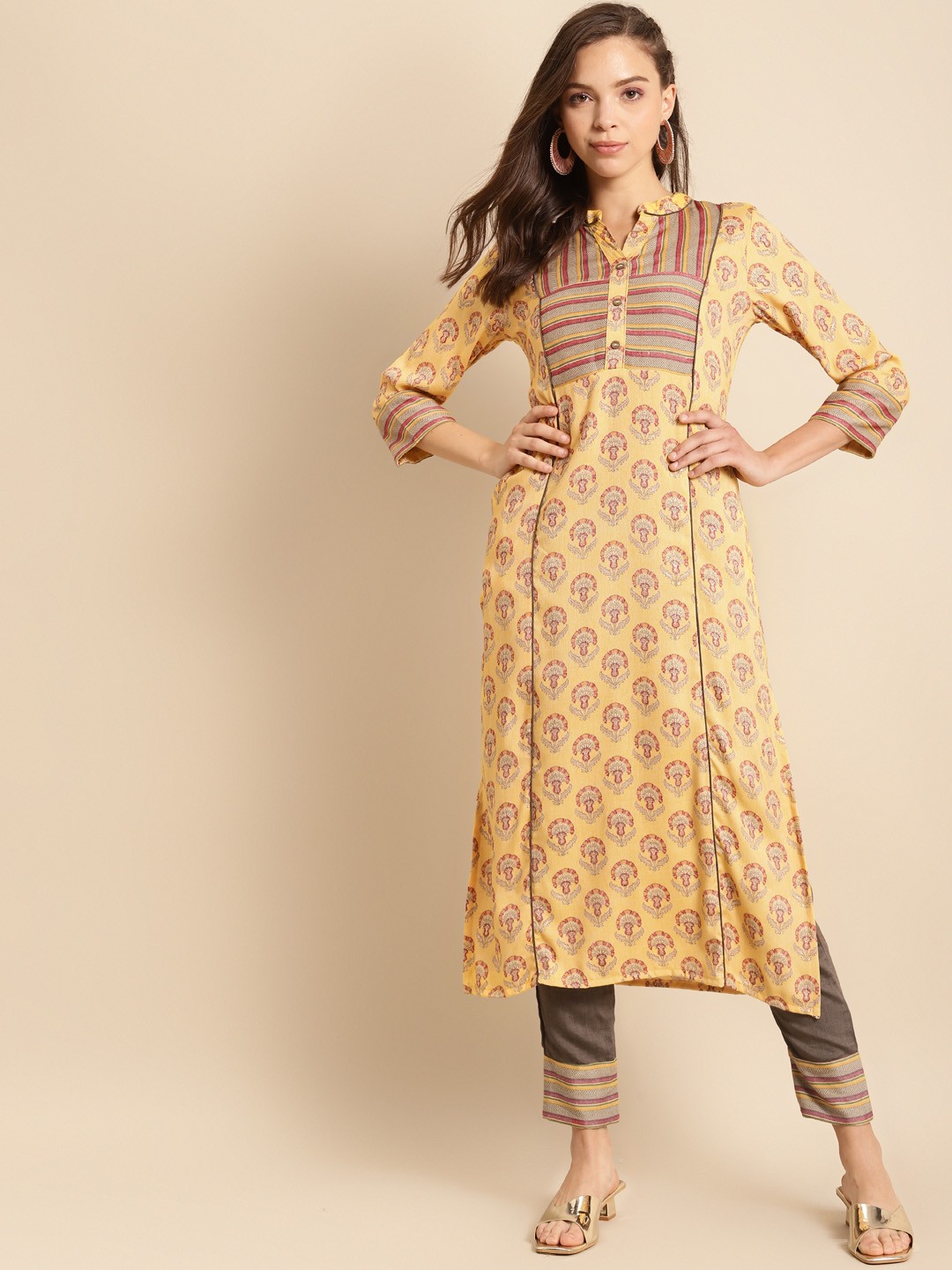 

RANGMAYEE Women Yellow Floral Printed Regular Liva Kurta with Trousers