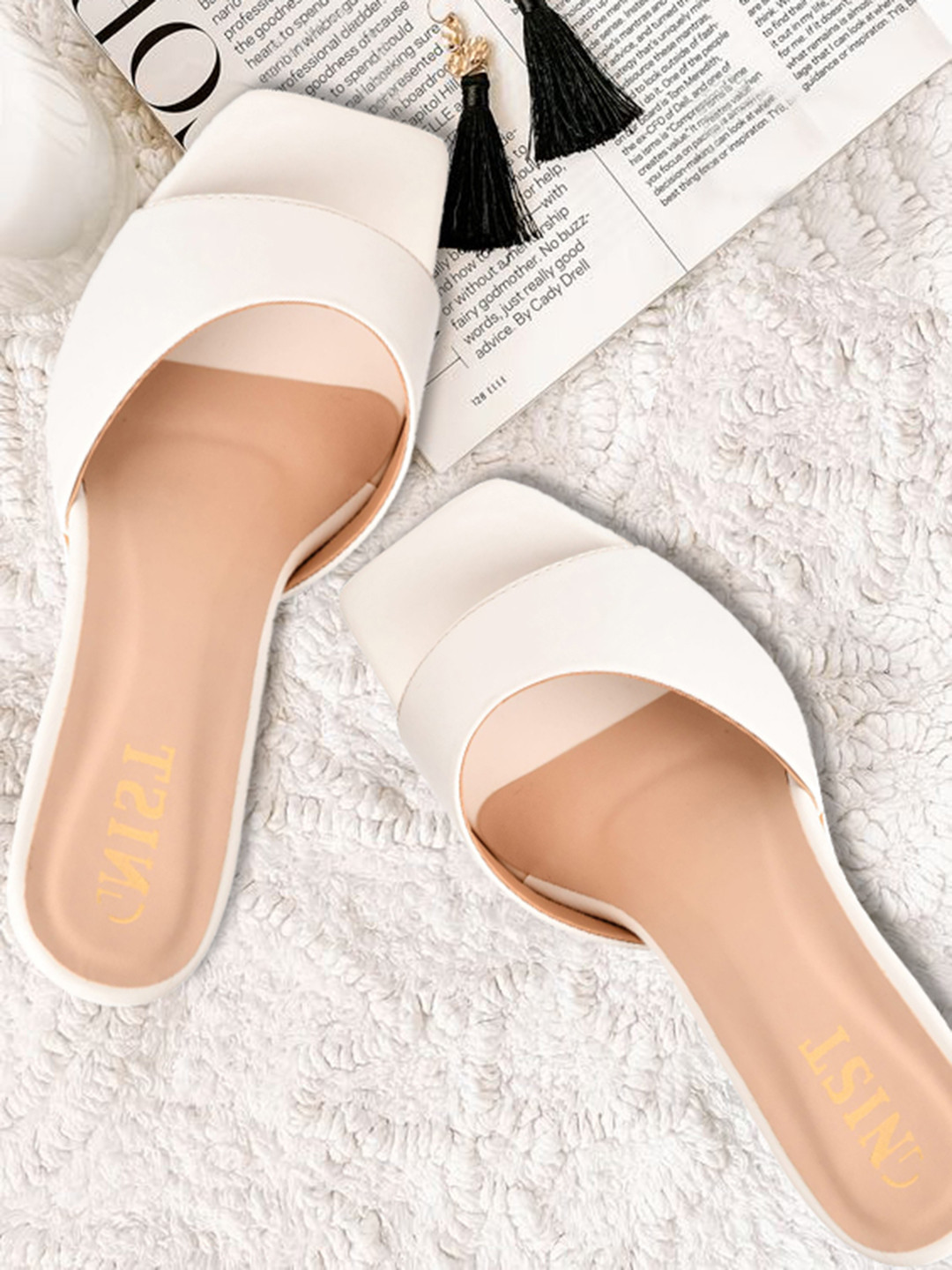 

GNIST White Block Pumps