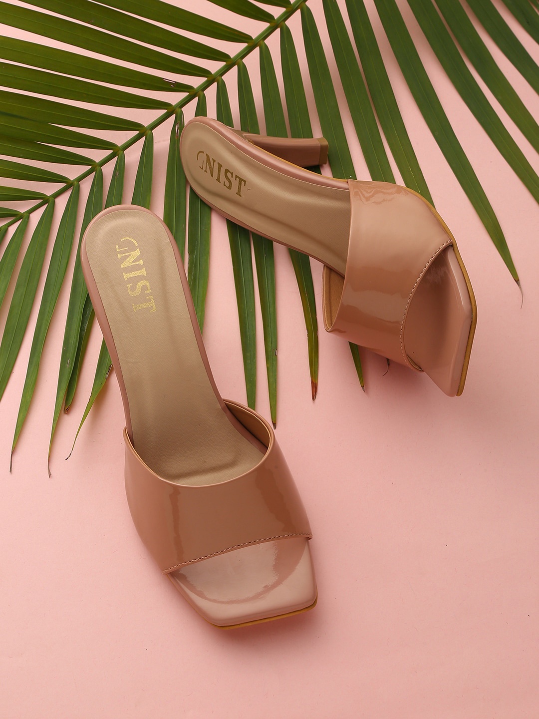 

GNIST Pink Block Sandals