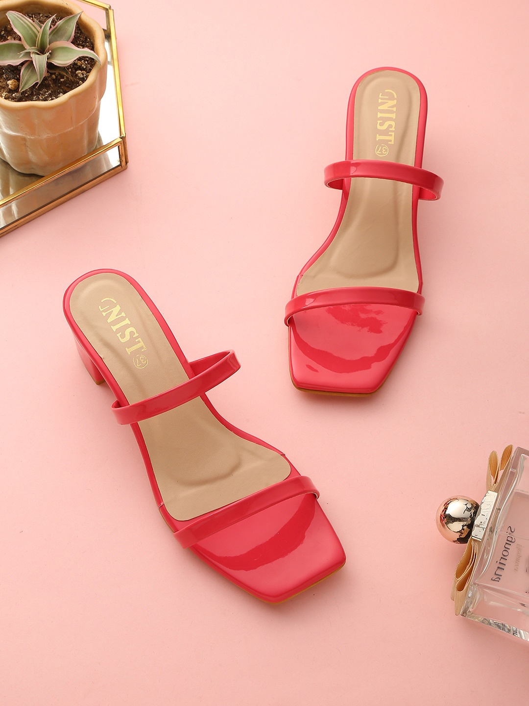 GNIST Coral Block Sandals