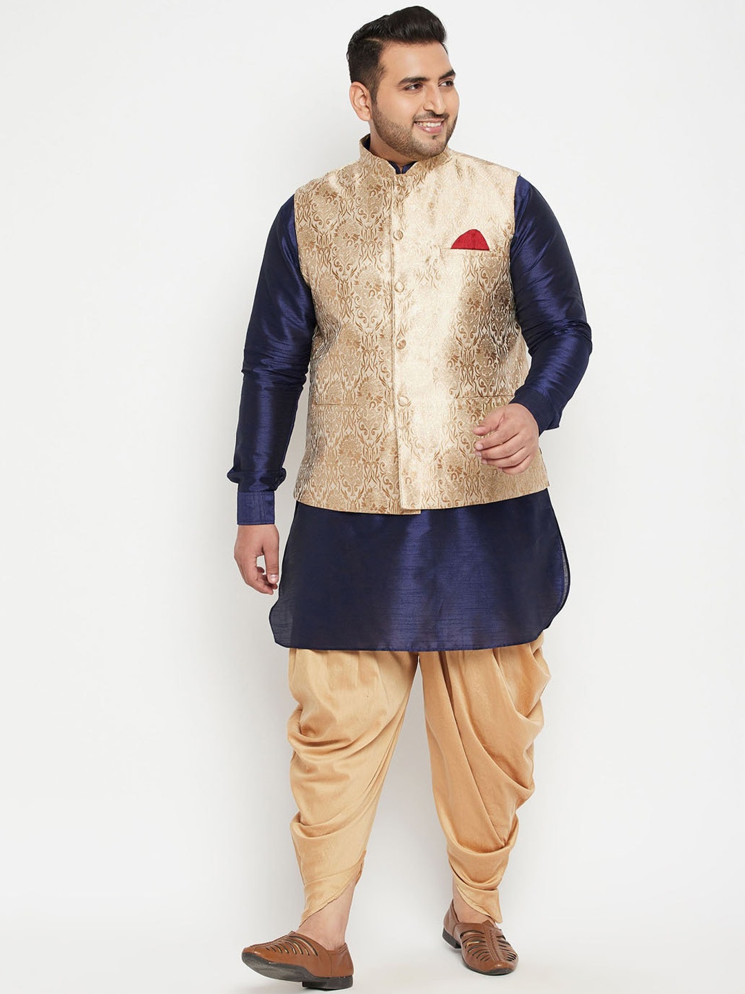 

VASTRAMAY Men Navy Blue Ethnic Motifs Layered Kurta with Dhoti Pants & Jacket