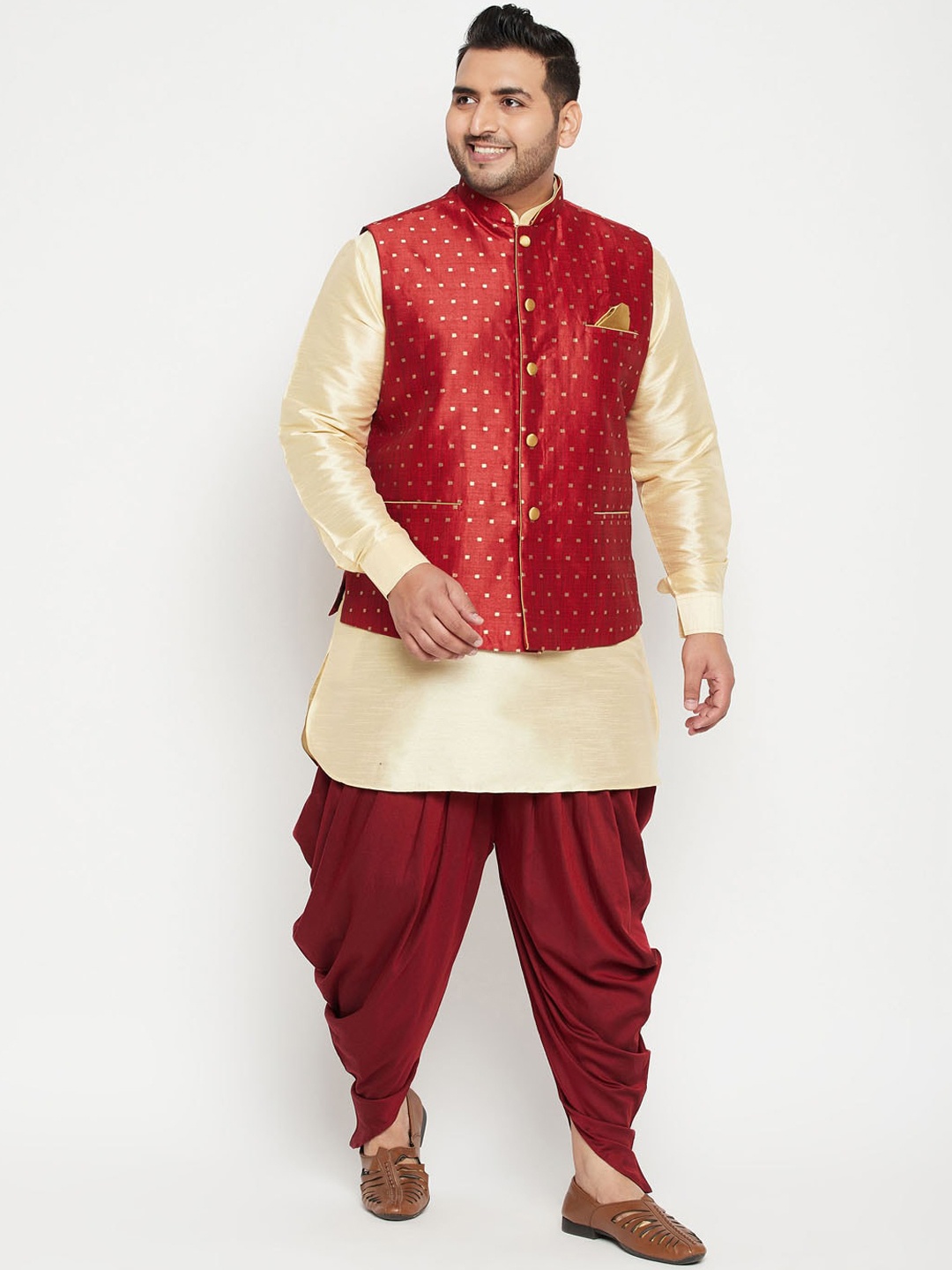 

VASTRAMAY Men Gold-Toned Layered Kurta with Patiala