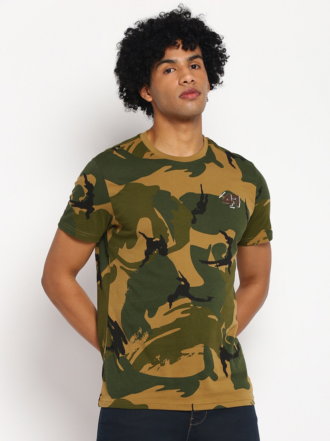 

Wrangler Men Khaki & Green Camouflage Printed T-shirt