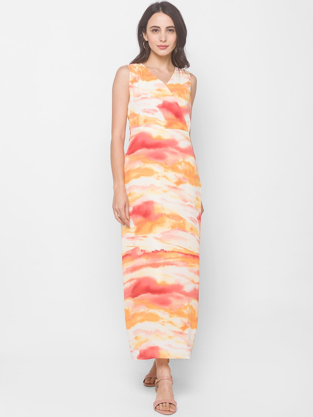 

Globus Woman Yellow Maxi Dress