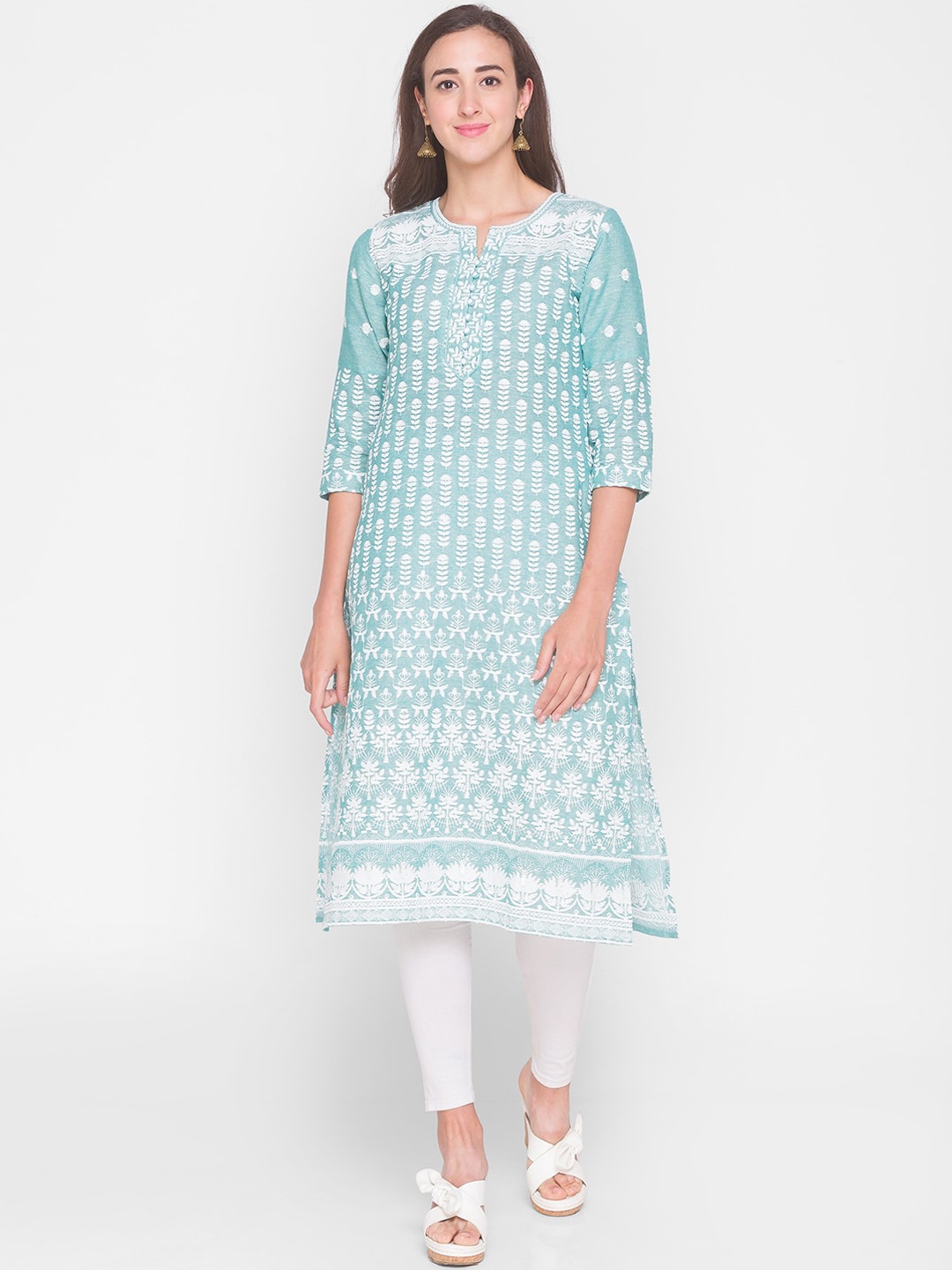 

ZOLA Women Blue & White Embroidered Lucknowi Chikankari Cotton A-Line Kurta