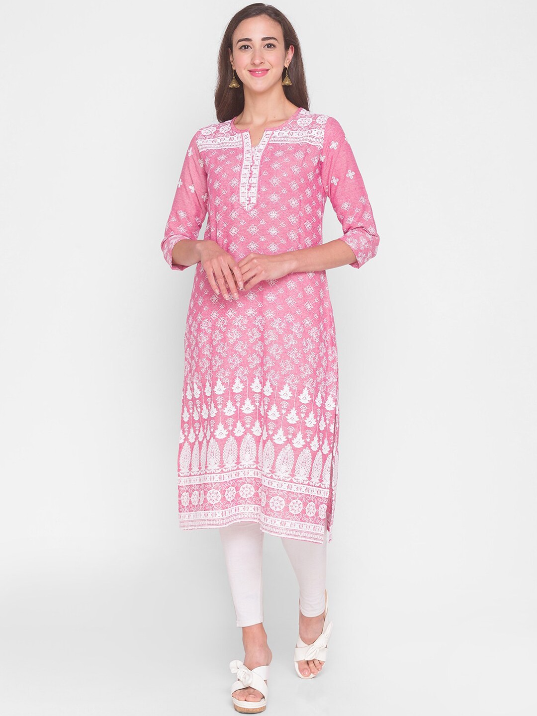 

ZOLA Women Pink & White Ethnic Motifs Embroidered Thread Work Kurta