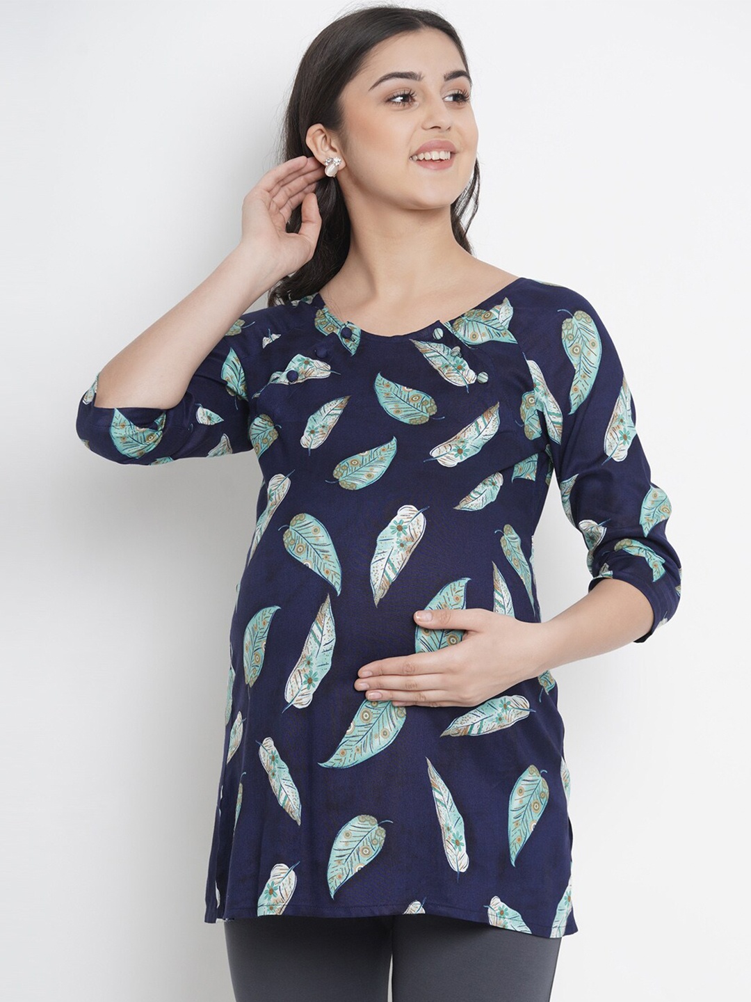 

Mine4Nine Navy Blue Floral Maternity Regular Top