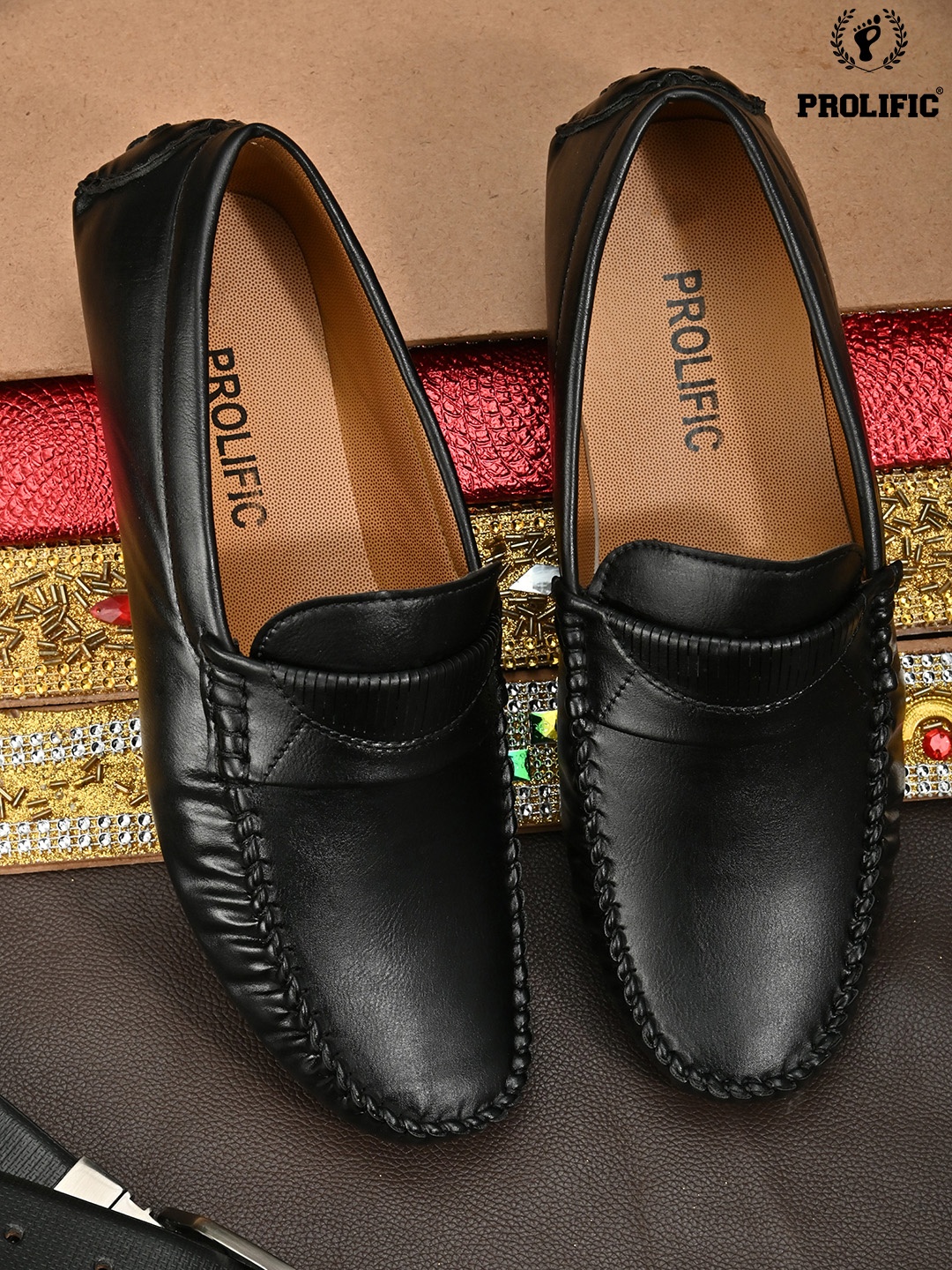 

Prolific Men Black Solid Formal Loafers