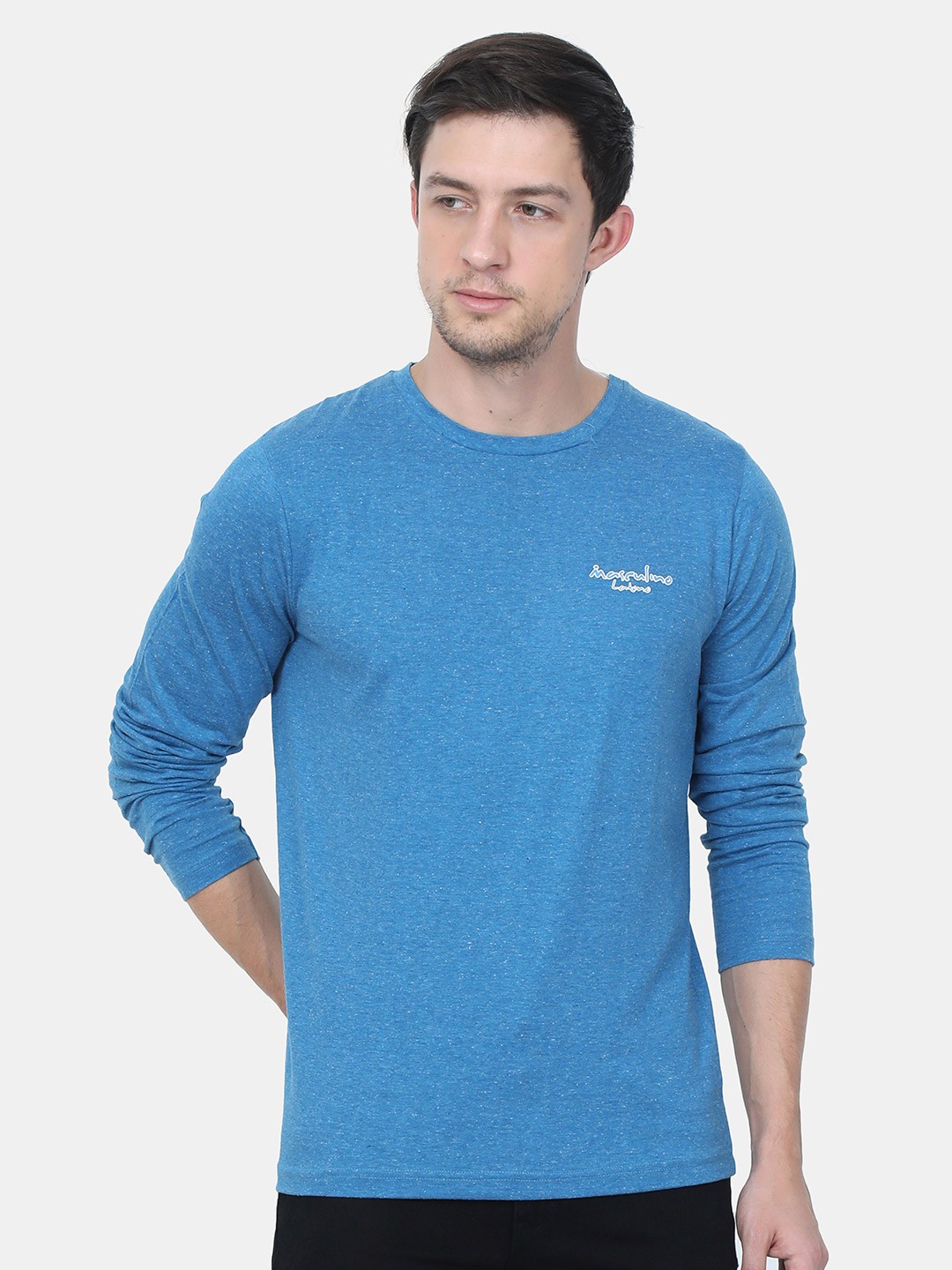 

Masculino Latino Men Blue T-shirt