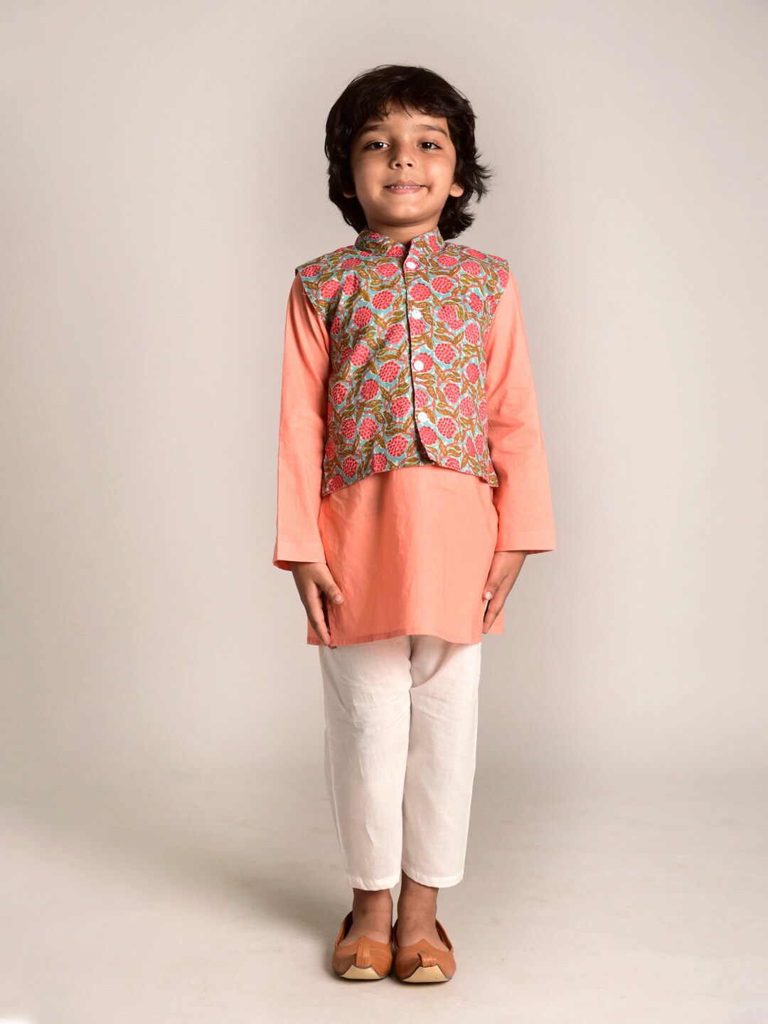 

CUTE LEMONS Boys Peach-Coloured & Blue Pure Cotton Printed Pyjamas