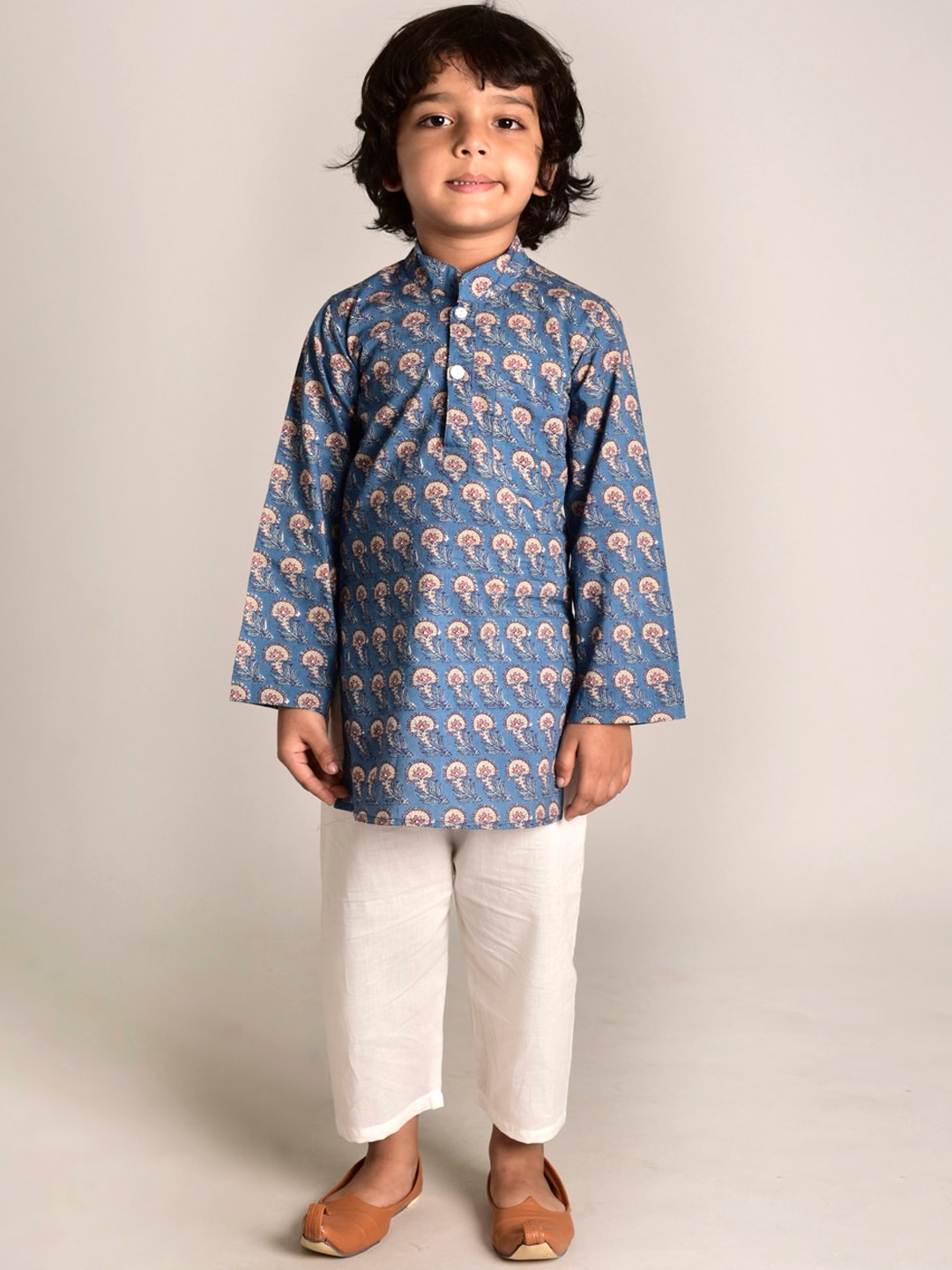 

CUTE LEMONS Boys Blue Floral Printed Layered Pure Cotton Kurta with Trousers