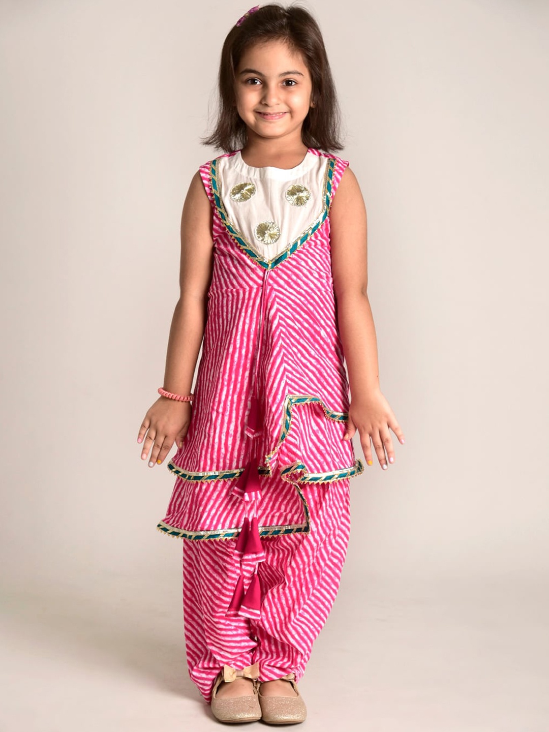 

CUTE LEMONS Girls Pink Printed Pleated Pure Cotton Kurti with Salwar