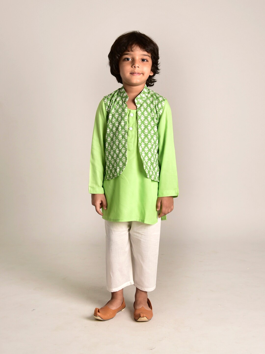 

CUTE LEMONS Boys Green & WhitePure Cotton Printed Shirt with Pyjamas