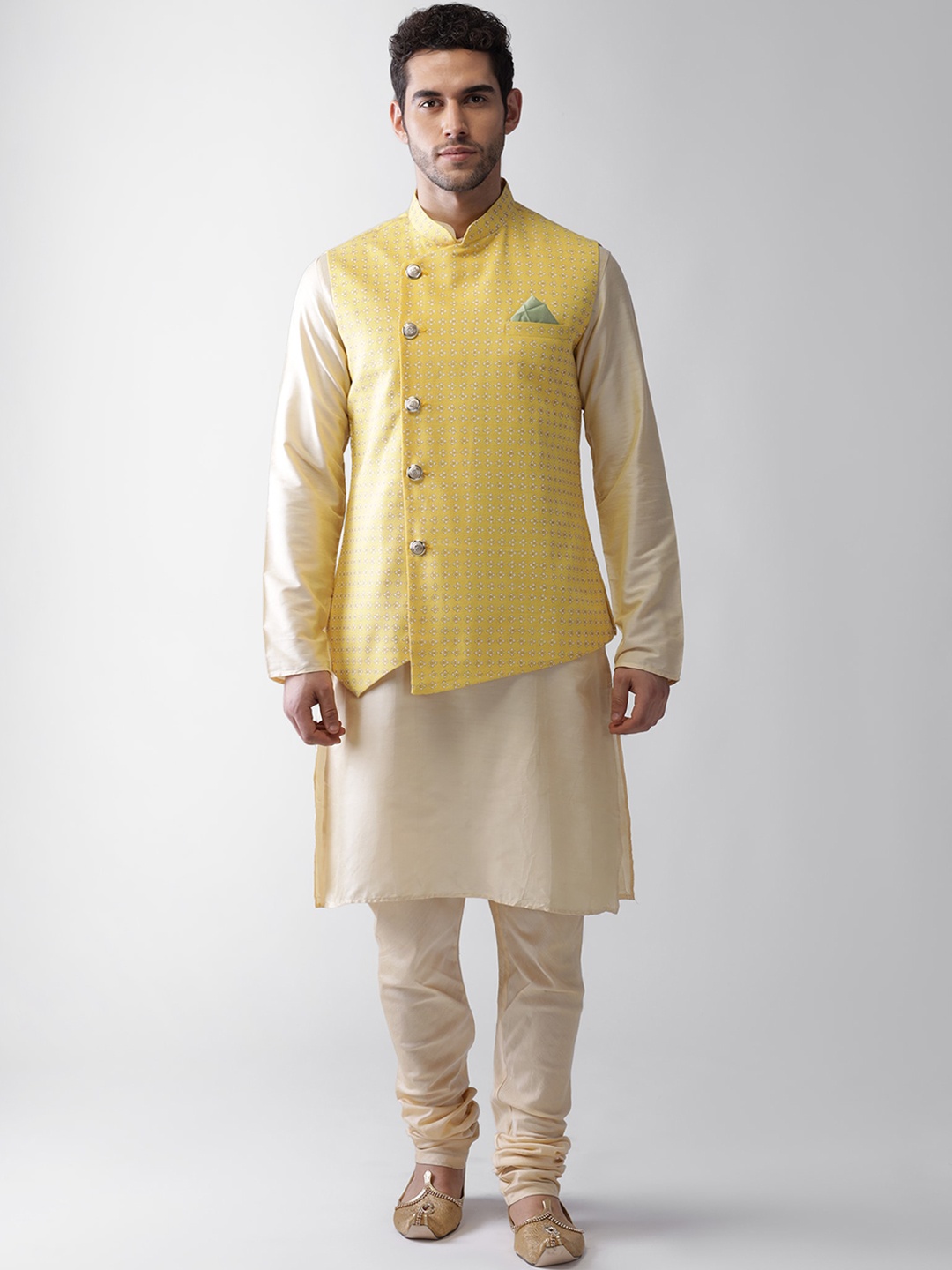 

KISAH Men Yellow Regular Kurta with Pyjamas