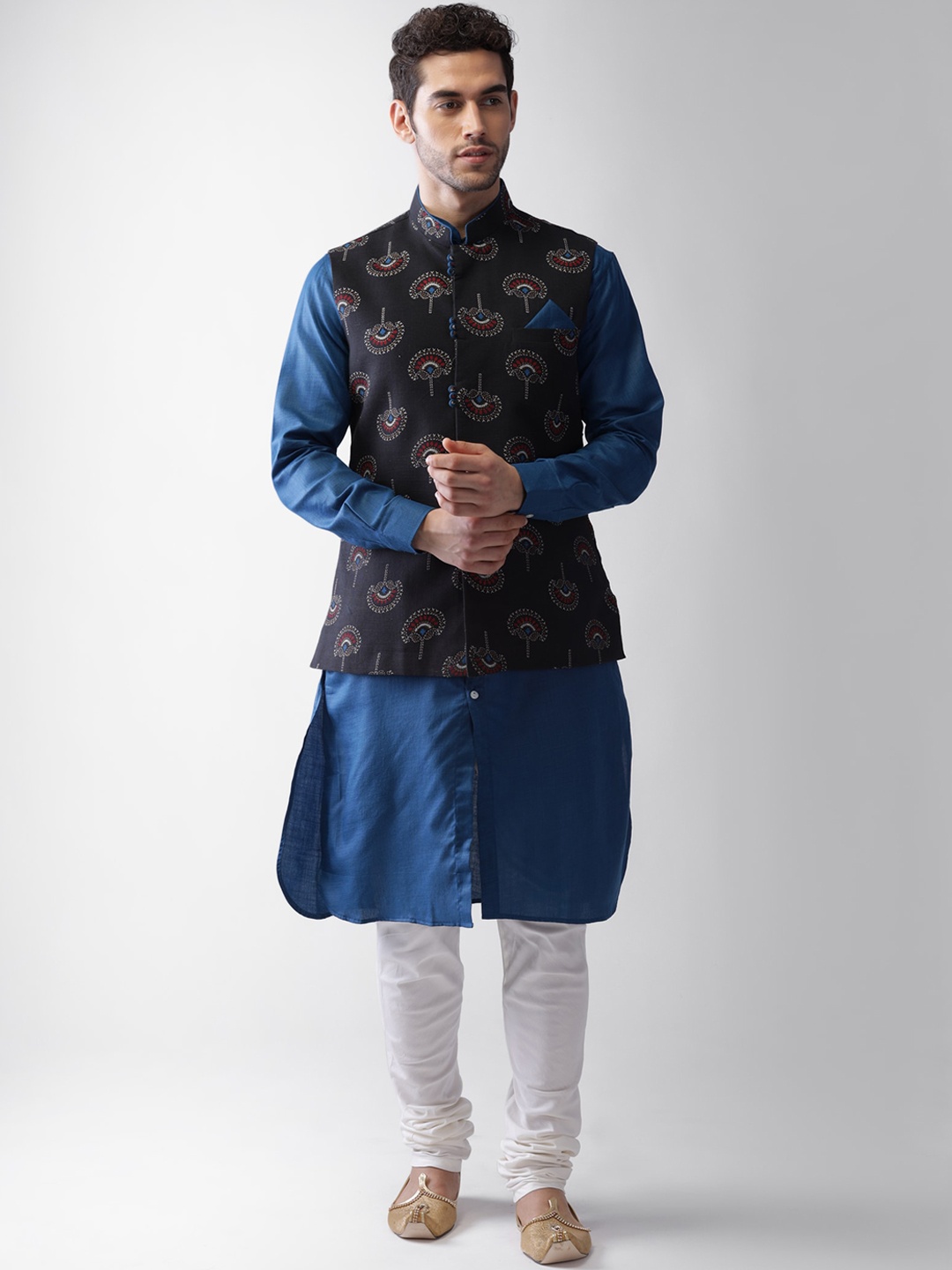 

KISAH Men Black Regular Kurta with Pyjamas & Printed Jacket