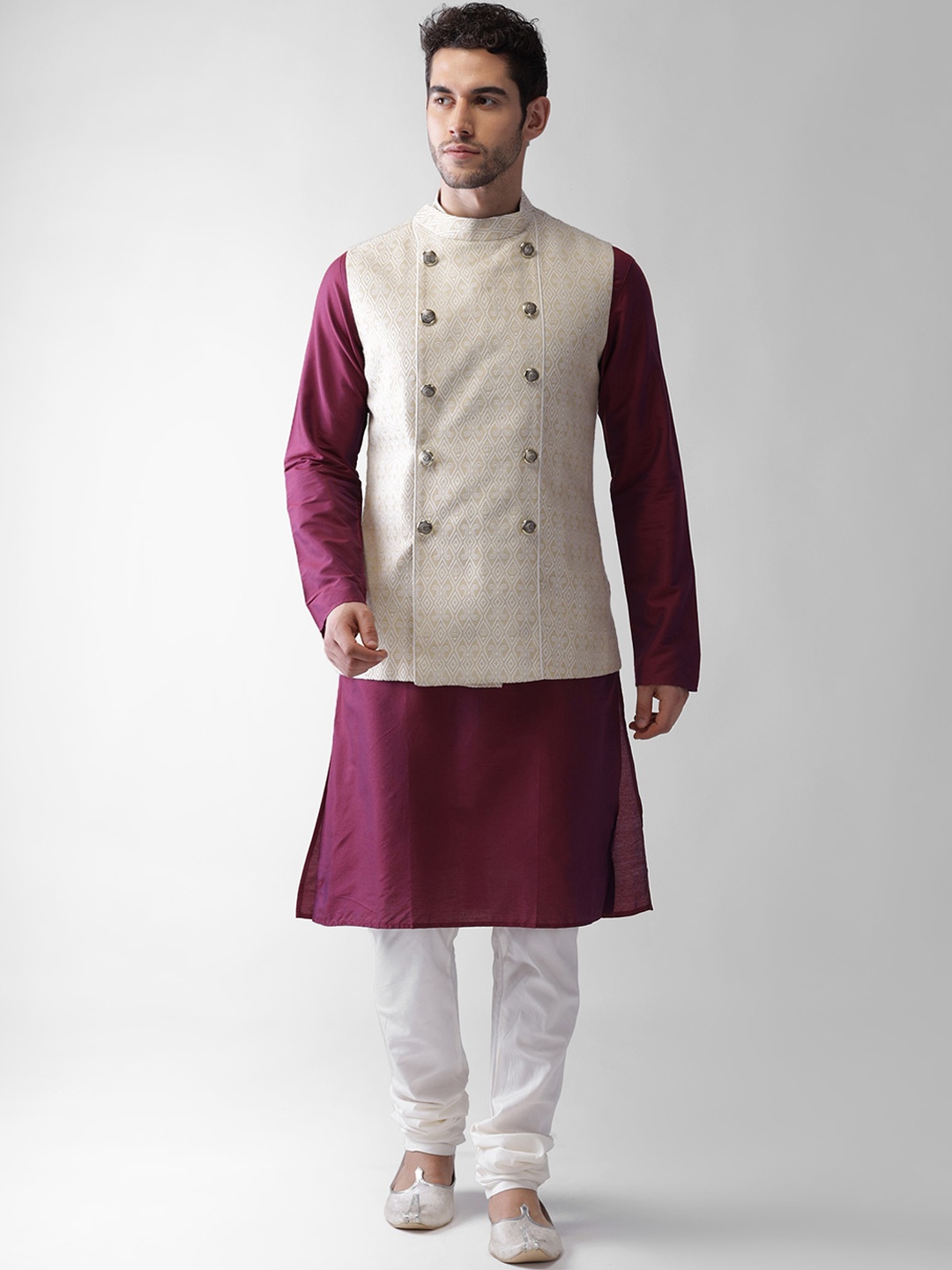 

KISAH Men Cream-Coloured Regular Kurta with Churidar