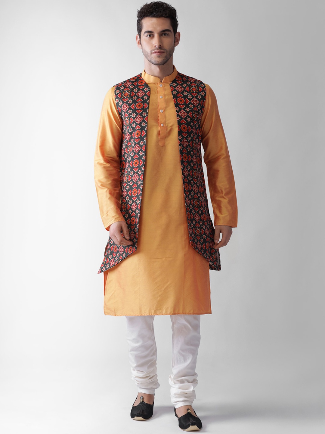 

KISAH Men Orange Regular Kurta with Churidar