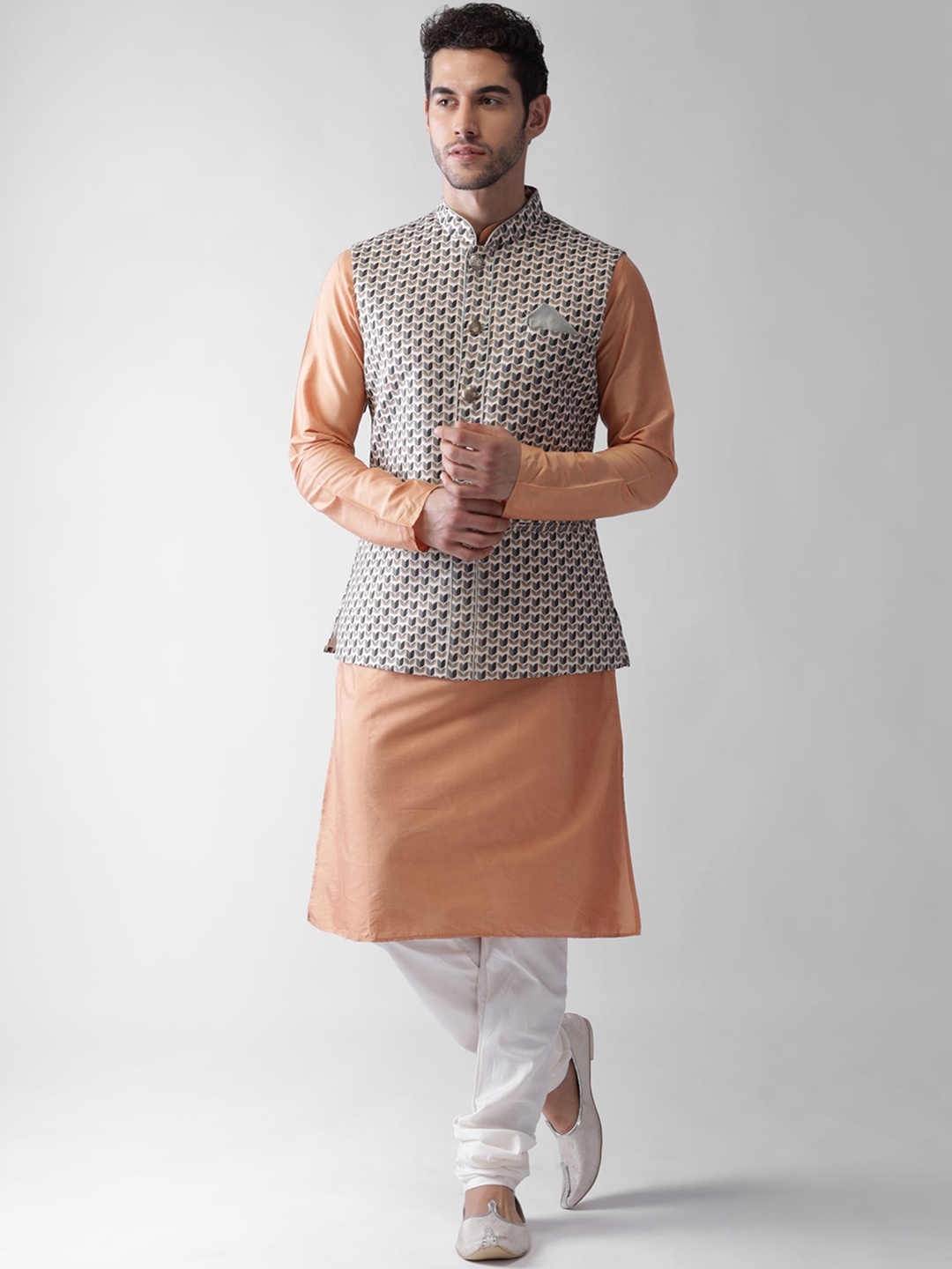 

KISAH Men Grey Regular Kurta with Churidar