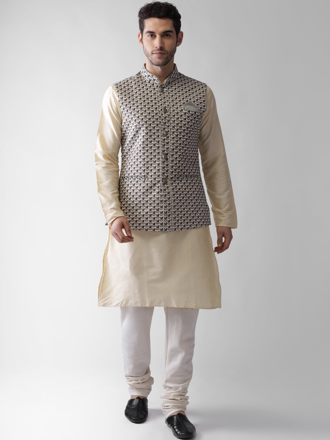 

KISAH Men Grey Regular Kurta Pyjamas with Jacket