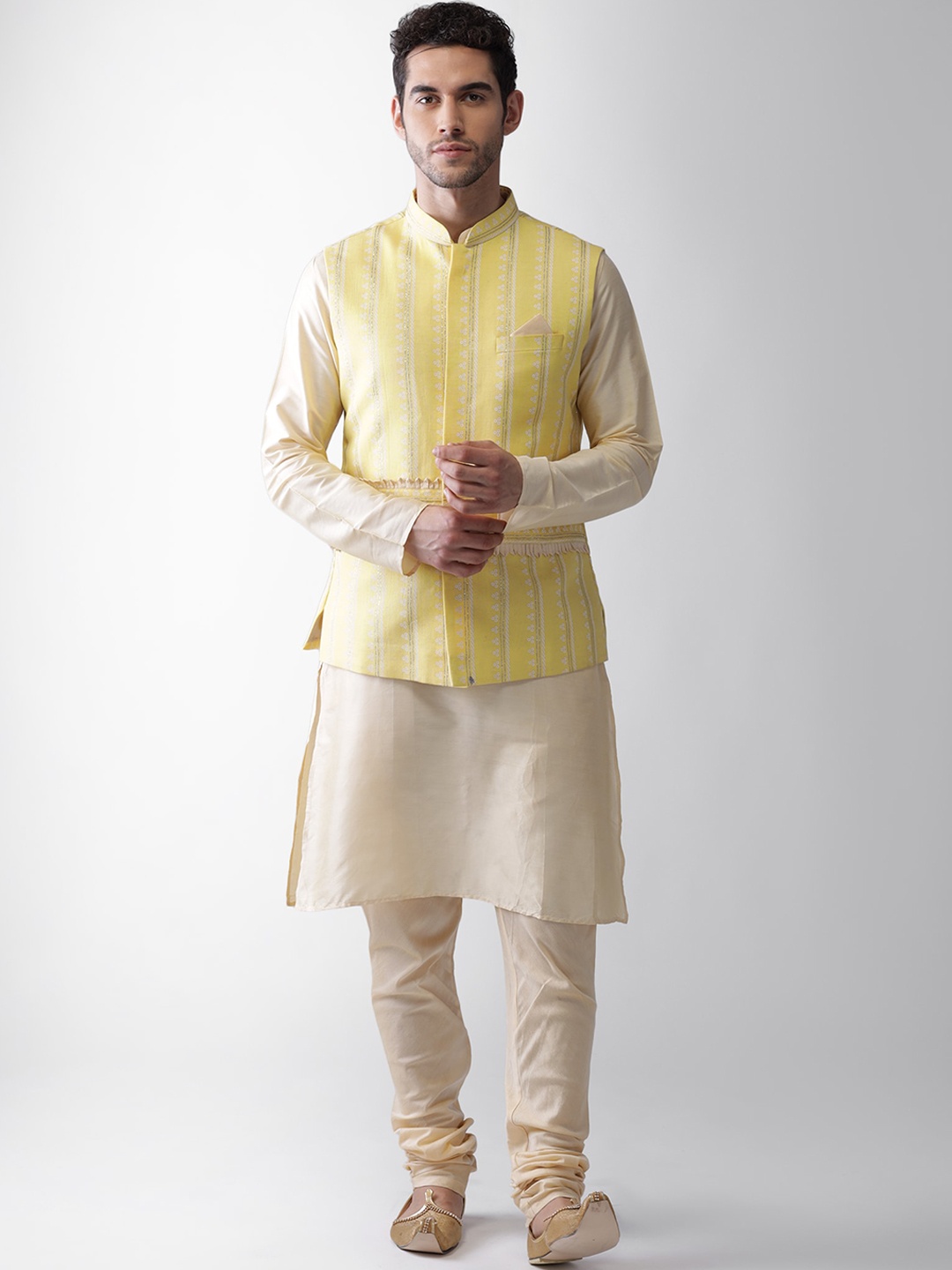 

KISAH Men Yellow Regular Kurta Pyjamas with Jacket