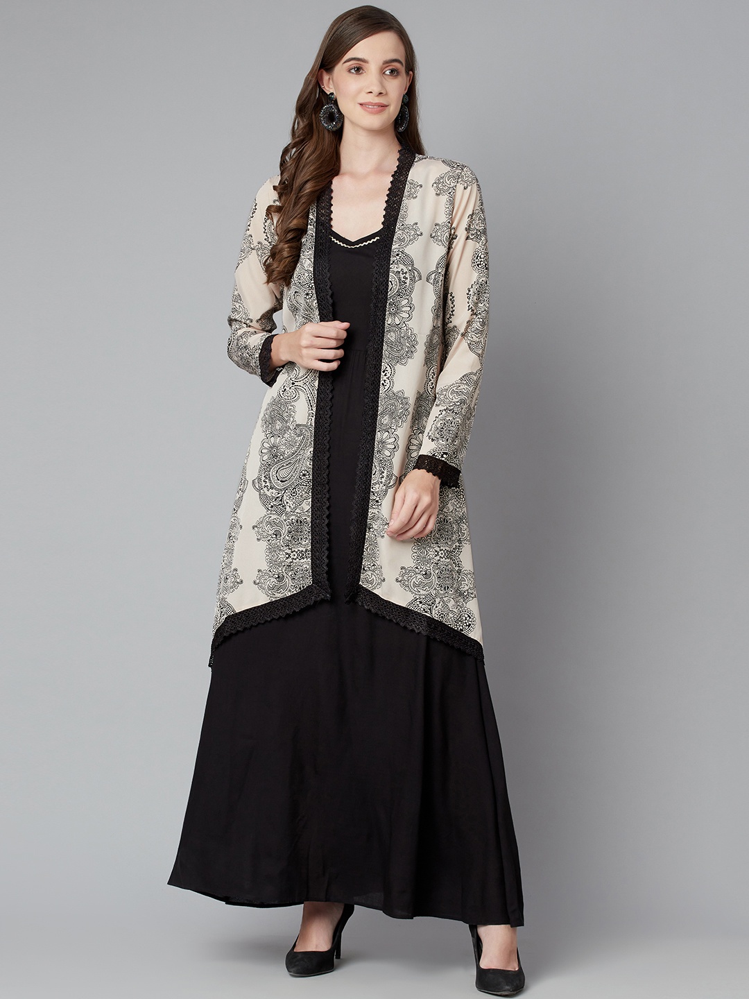

Purple State Black & Cream-Coloured Maxi Dress with Shrug