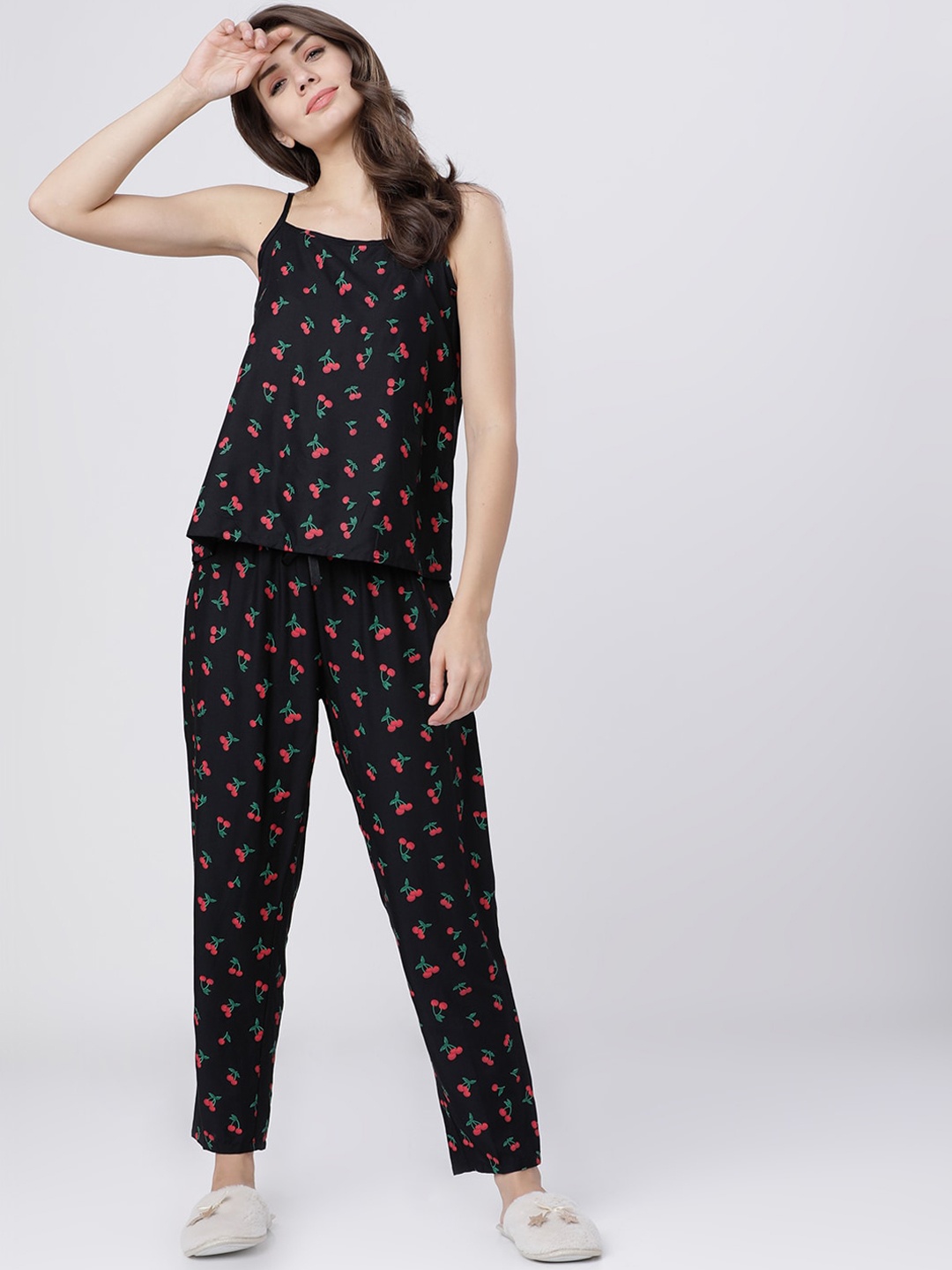 

Tokyo Talkies Women Black & Red Printed Night suit