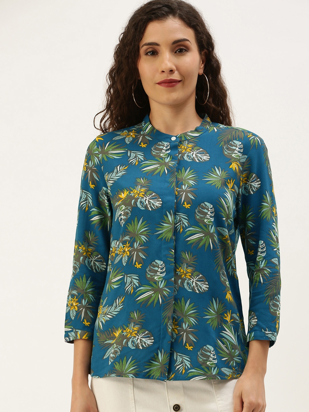 

Bene Kleed Women Blue Slim Fit Floral Opaque Anti-Bacterial Finish Printed Casual Shirt
