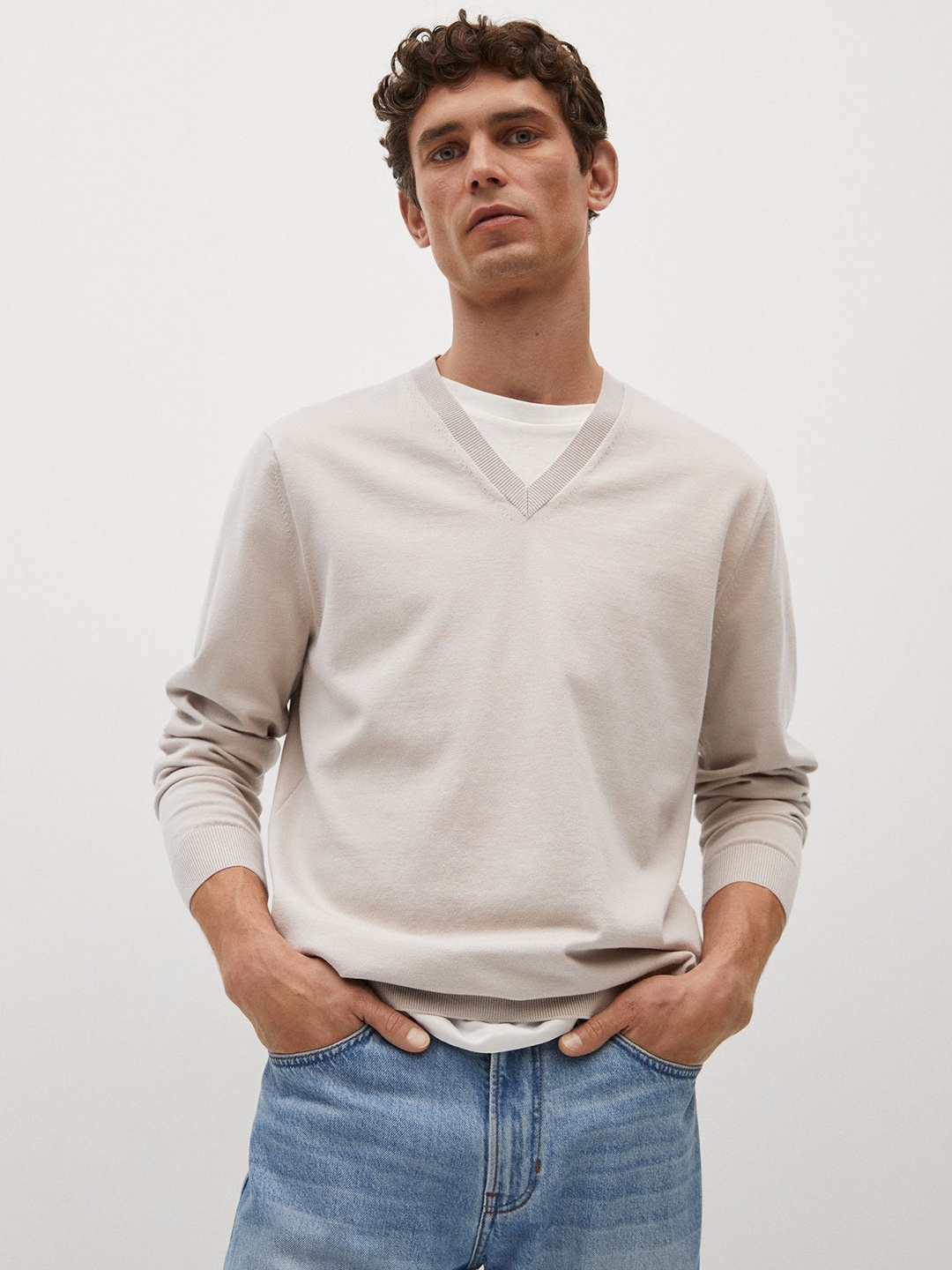 

MANGO MAN Men Off White Solid Pullover