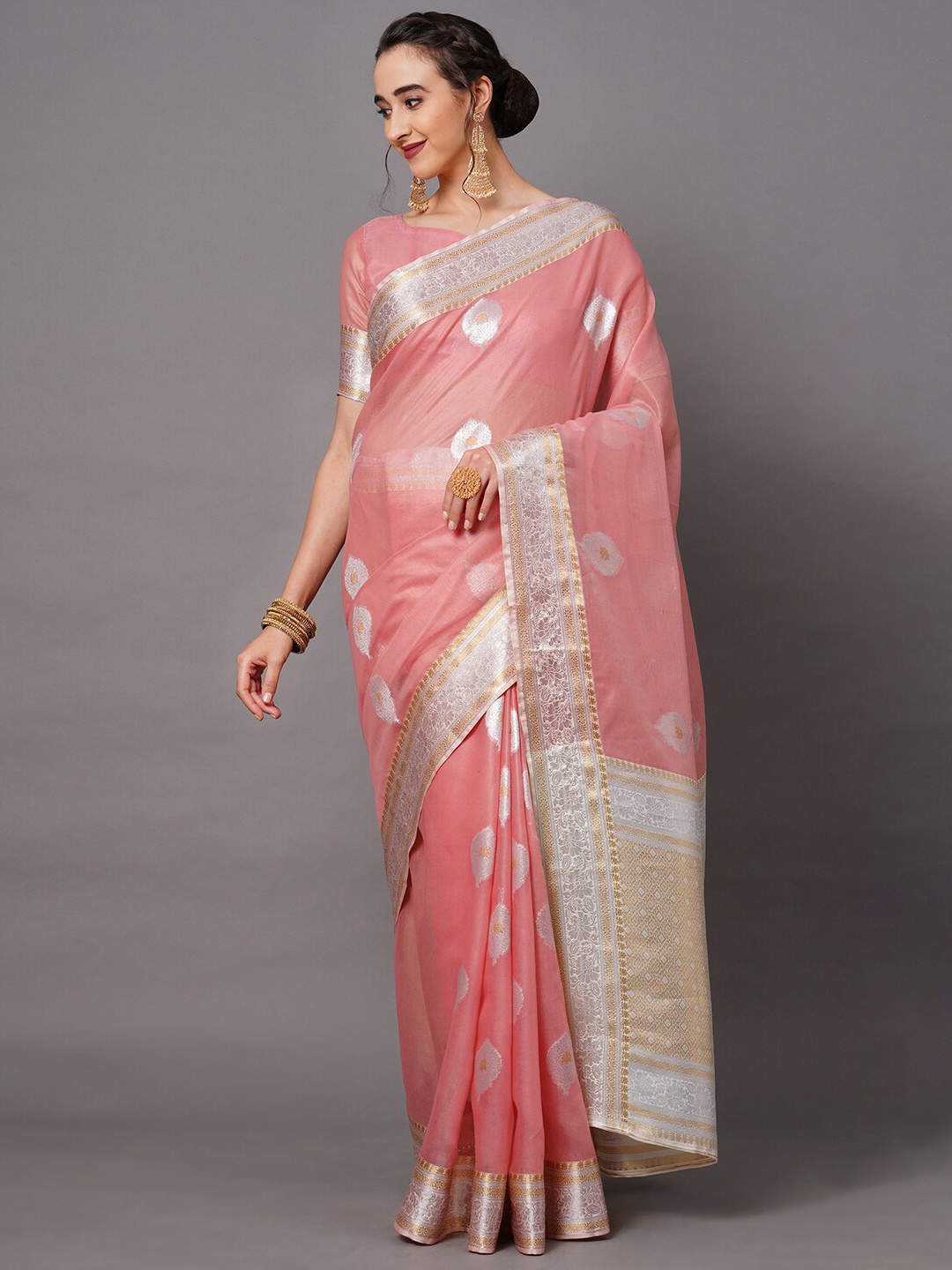 

Mitera Pink & Silver-Toned Floral Zari Banarasi Saree