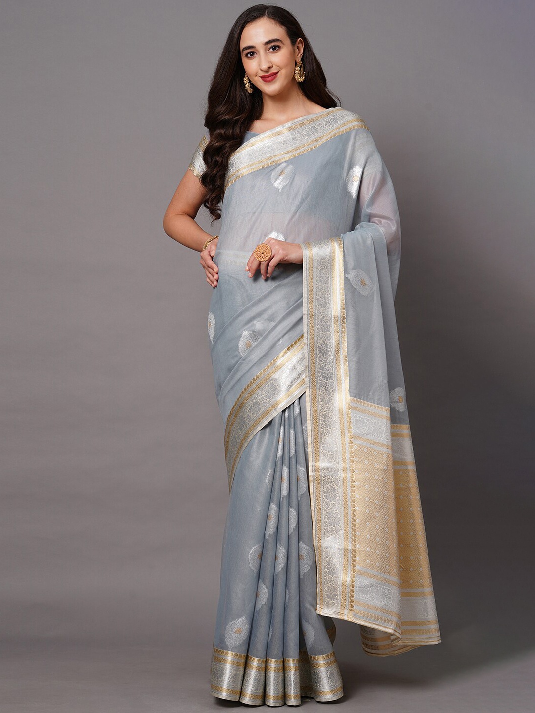 

Mitera Grey & Gold-Toned Floral Zari Banarasi Saree