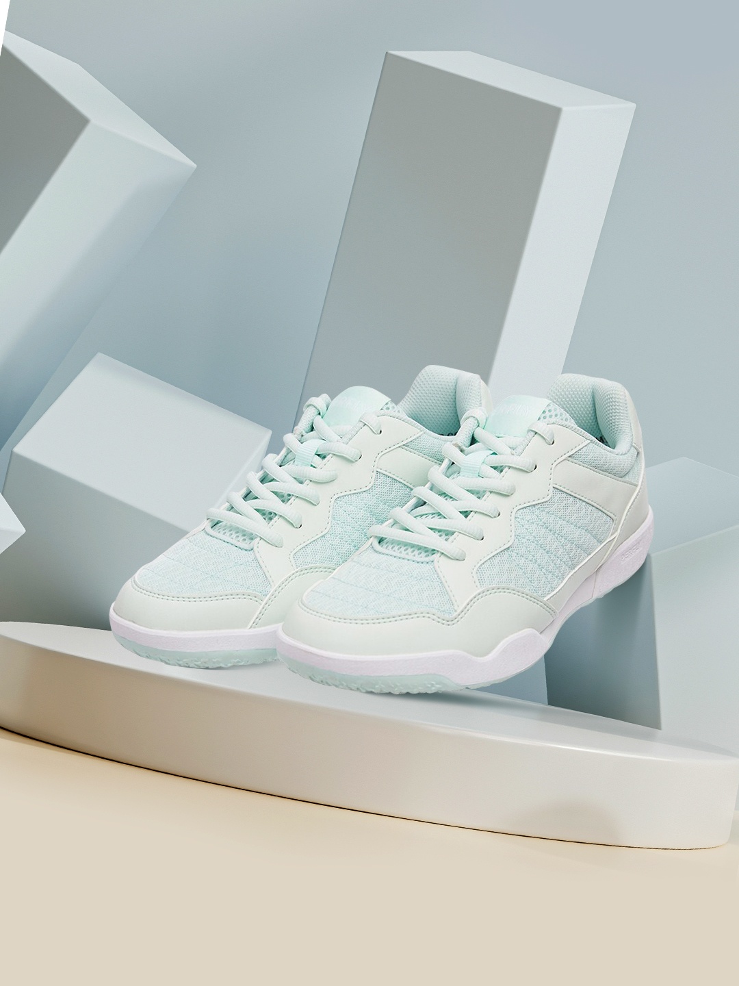 

PERFLY By Decathlon Women Green Badminton Shoes