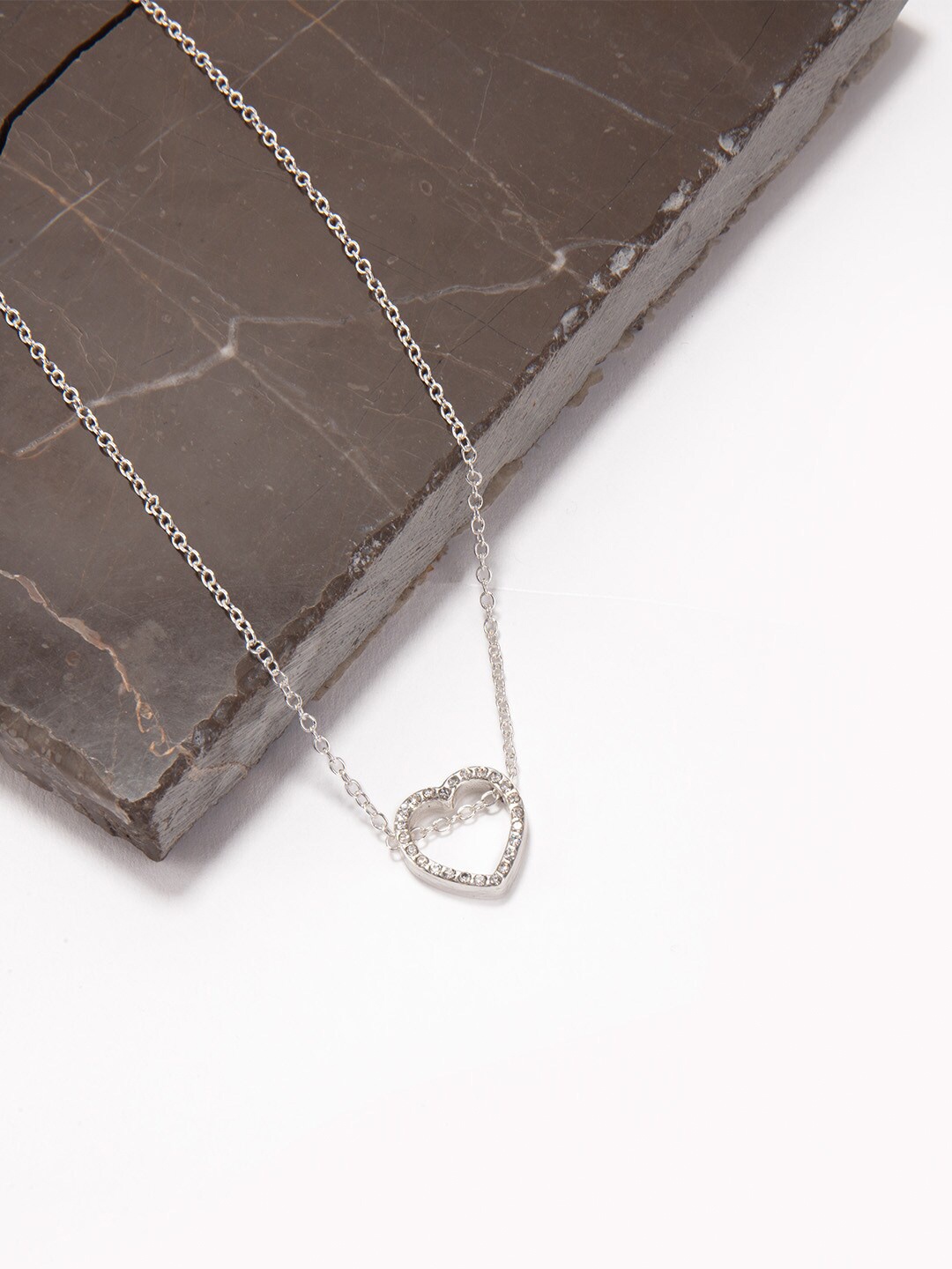 

Lilly & sparkle Silver-Toned & White Silver Silver-Plated Necklace