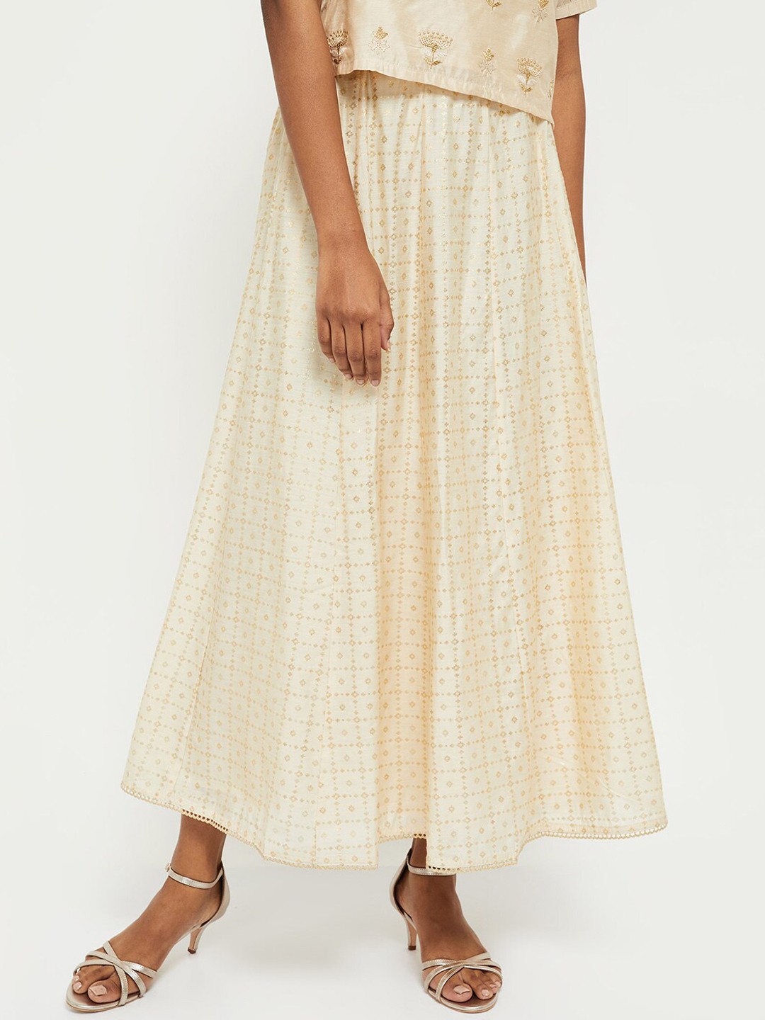 

Max Women Off White & Gold Printed Flared Maxi Skirt