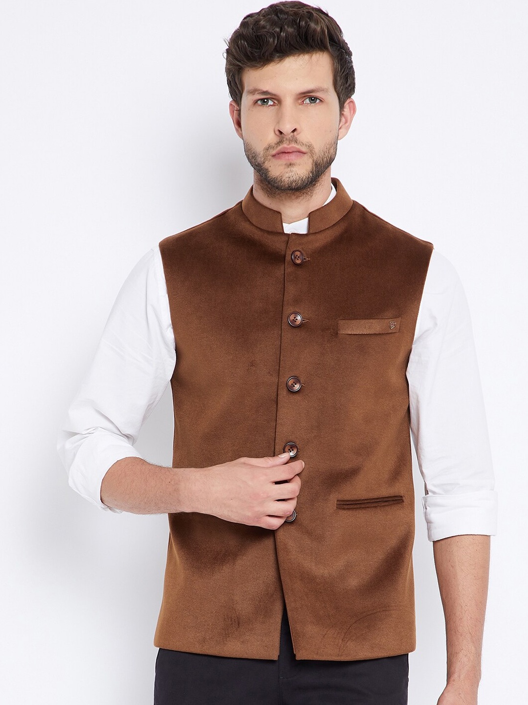 

Crimsoune Club Men Brown Solid Velvet Waistcoat