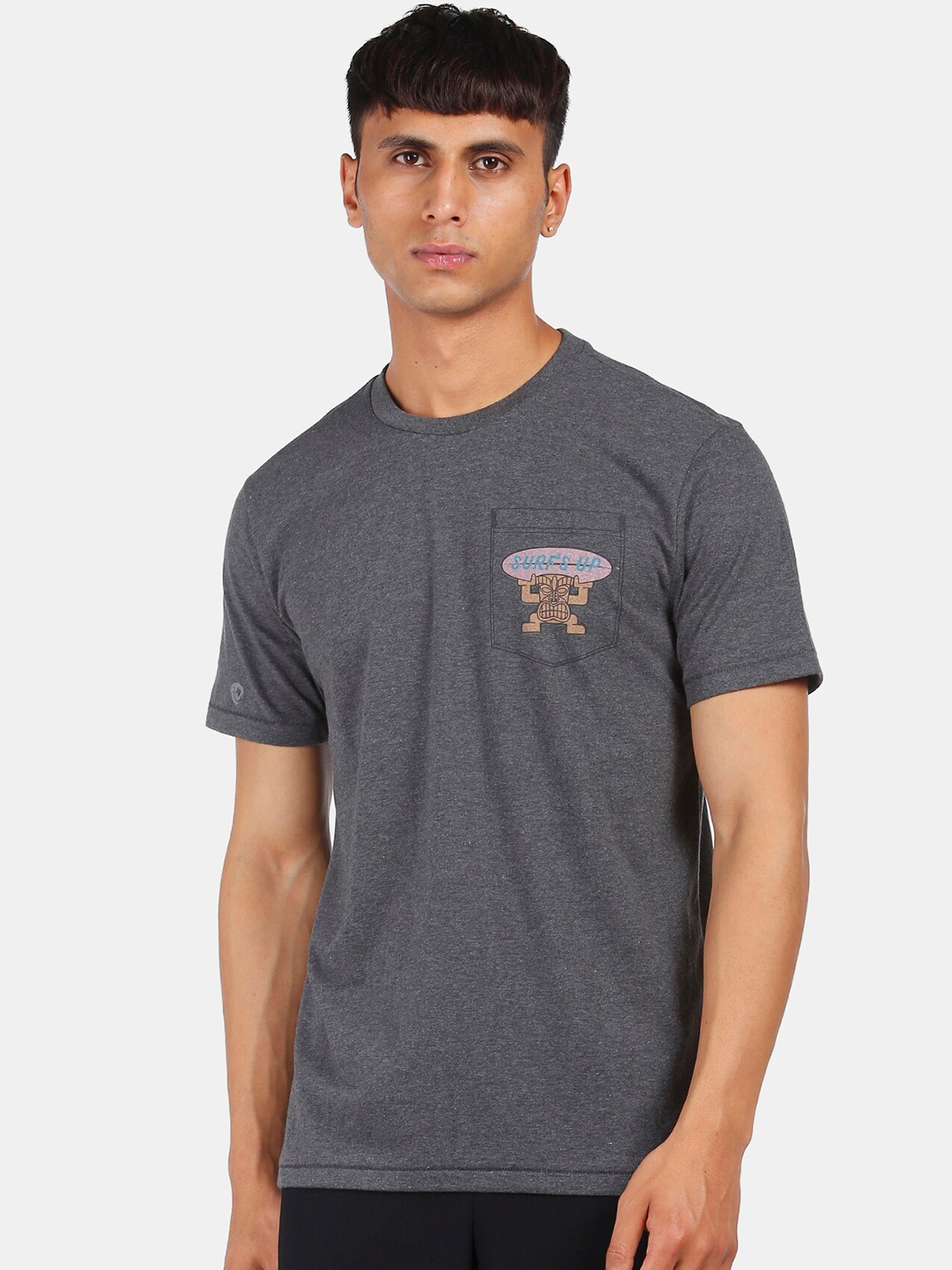 

Aeropostale Men Grey T-shirt
