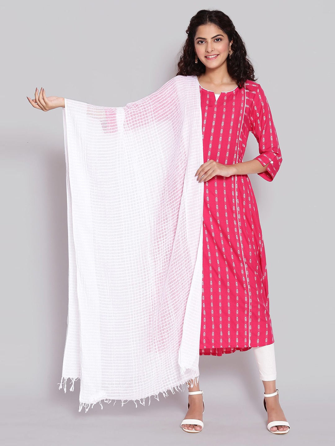 

AURELIA Women White Checked Pure Cotton Dupatta