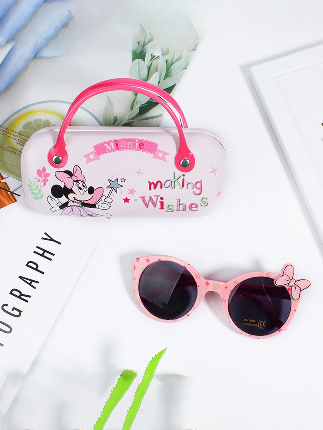 

Disney Girls Pink Minnie Mouse Round Sunglasses