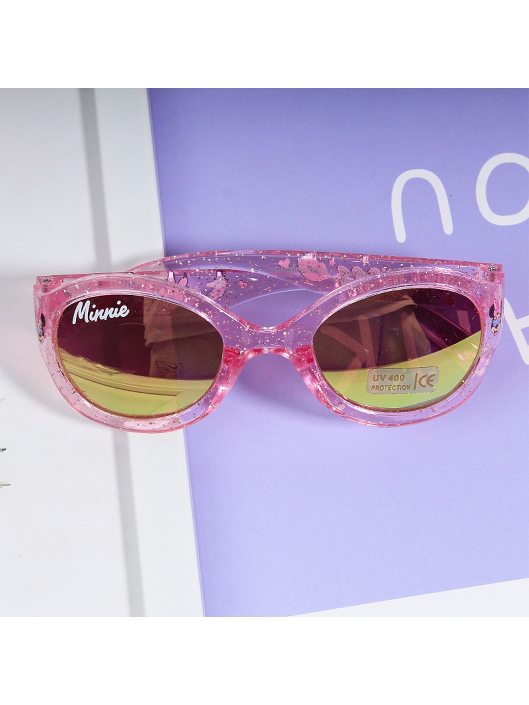 

Disney Girls Pink Minnie Mouse Oval Sunglasses