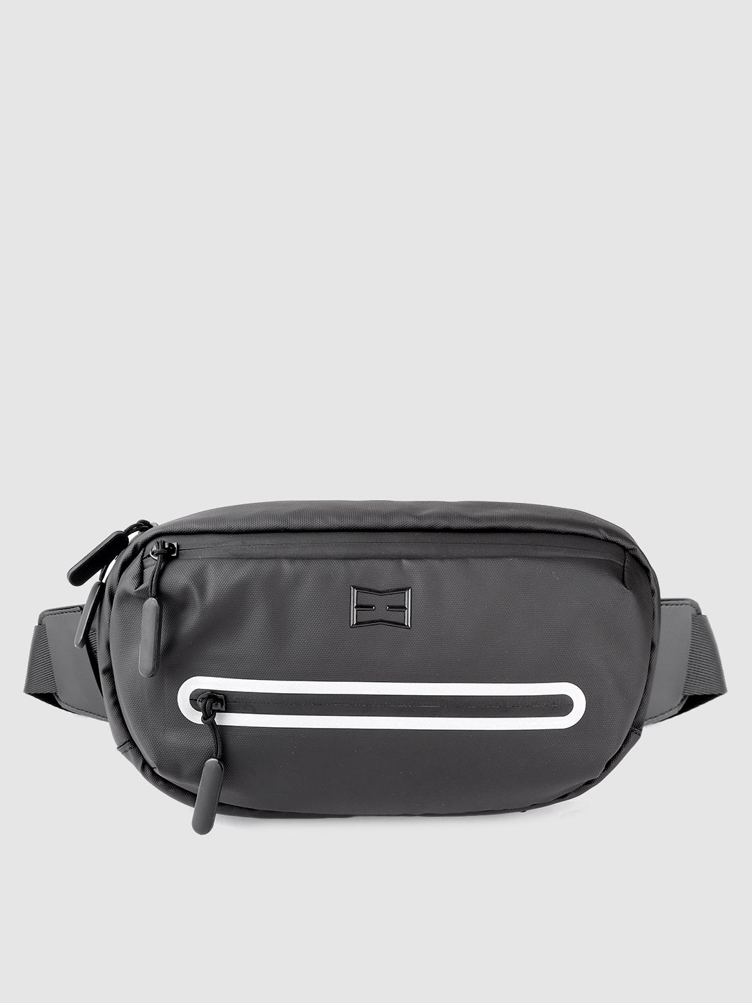 

HRX by Hrithik Roshan Unisex Black Solid Fanny Pack with Reflective Stripe