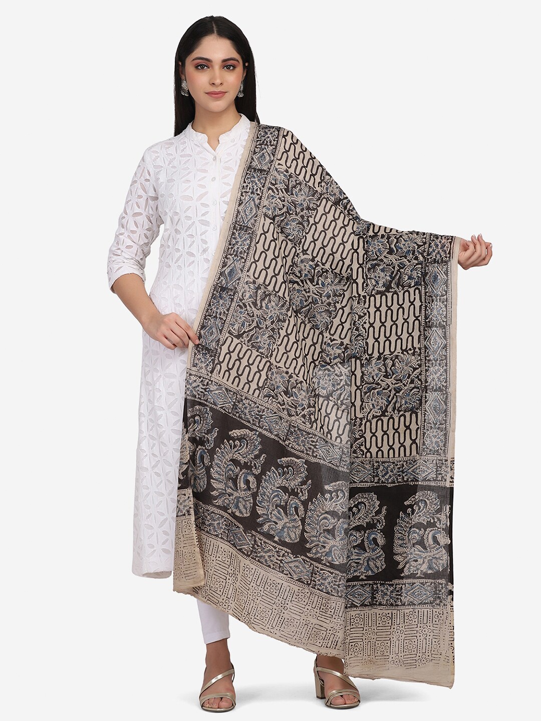 

THE WEAVE TRAVELLER Beige & Black Printed Pure Cotton Block Print Dupatta