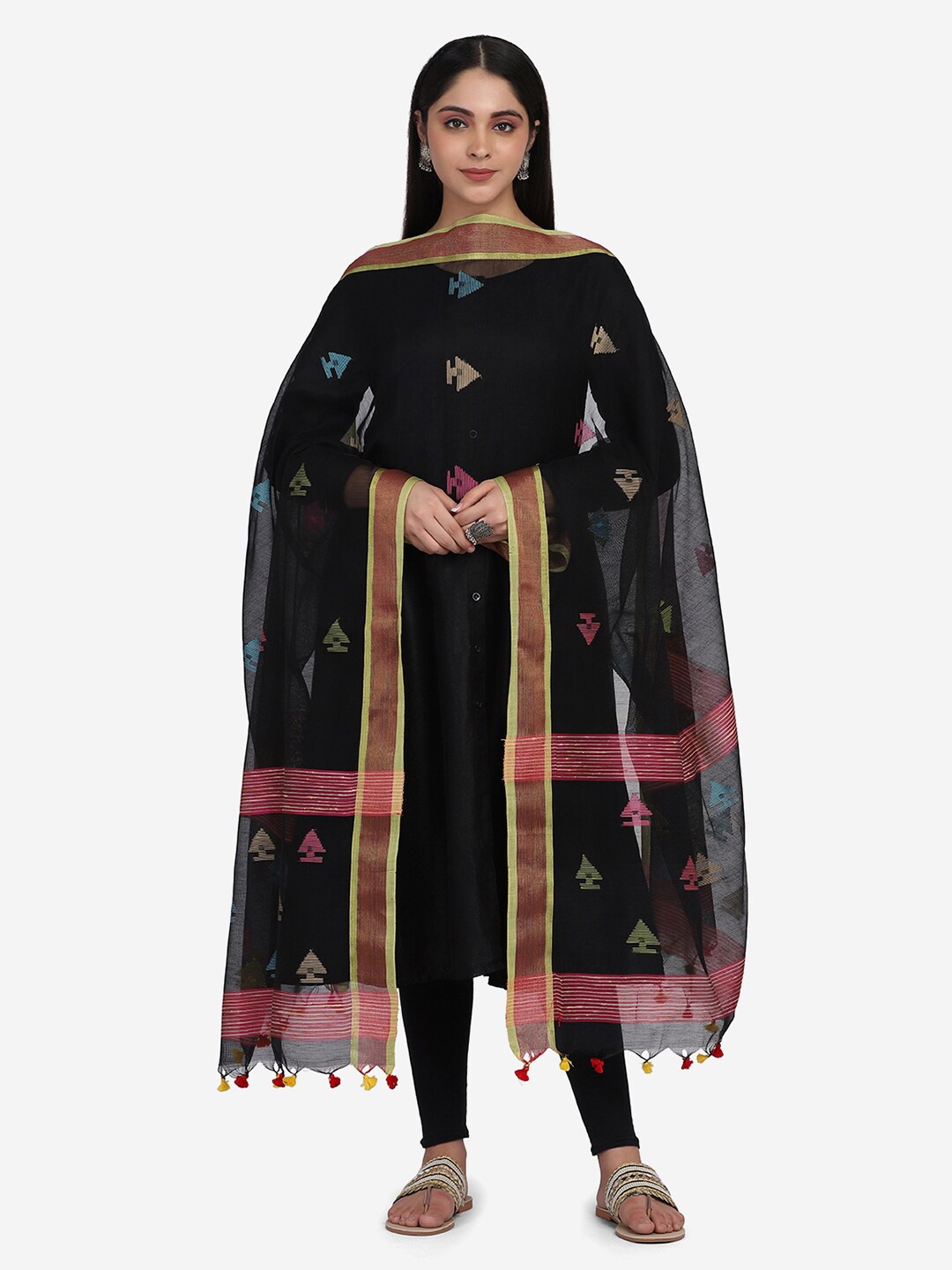 

THE WEAVE TRAVELLER Black & Pink Woven Design Dupatta with Zari