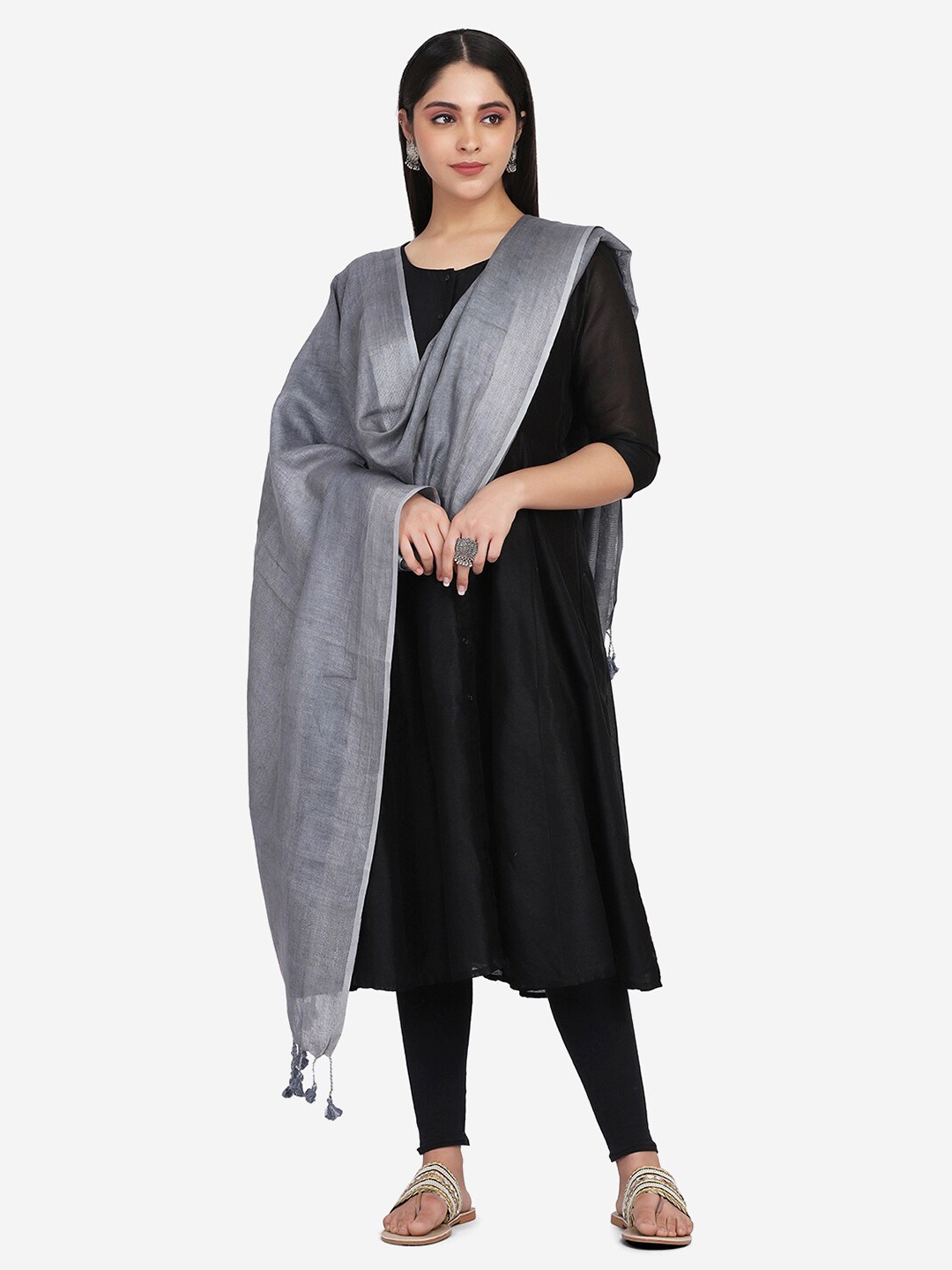 

THE WEAVE TRAVELLER Grey Linen Dupatta with Zari