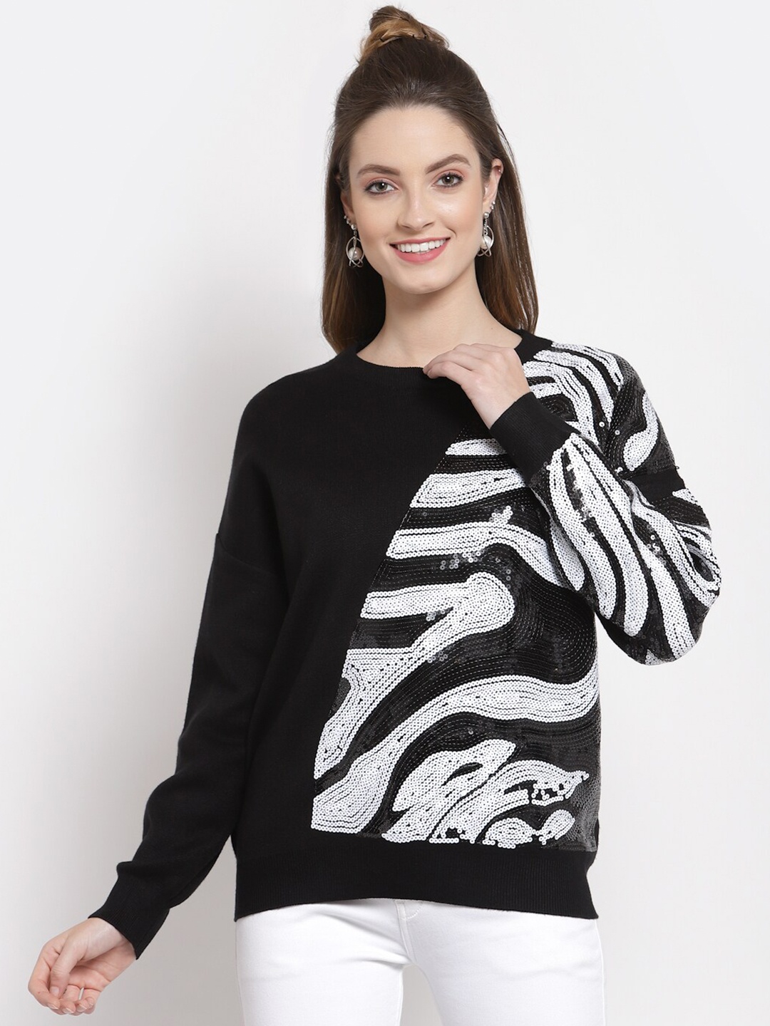 

Mafadeny Women Black & White Embellished Pullover