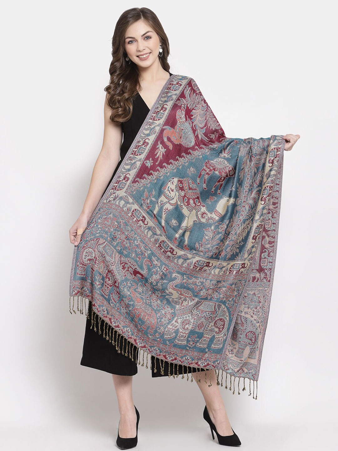 

Pashtush Women Blue & Red Printed Stole