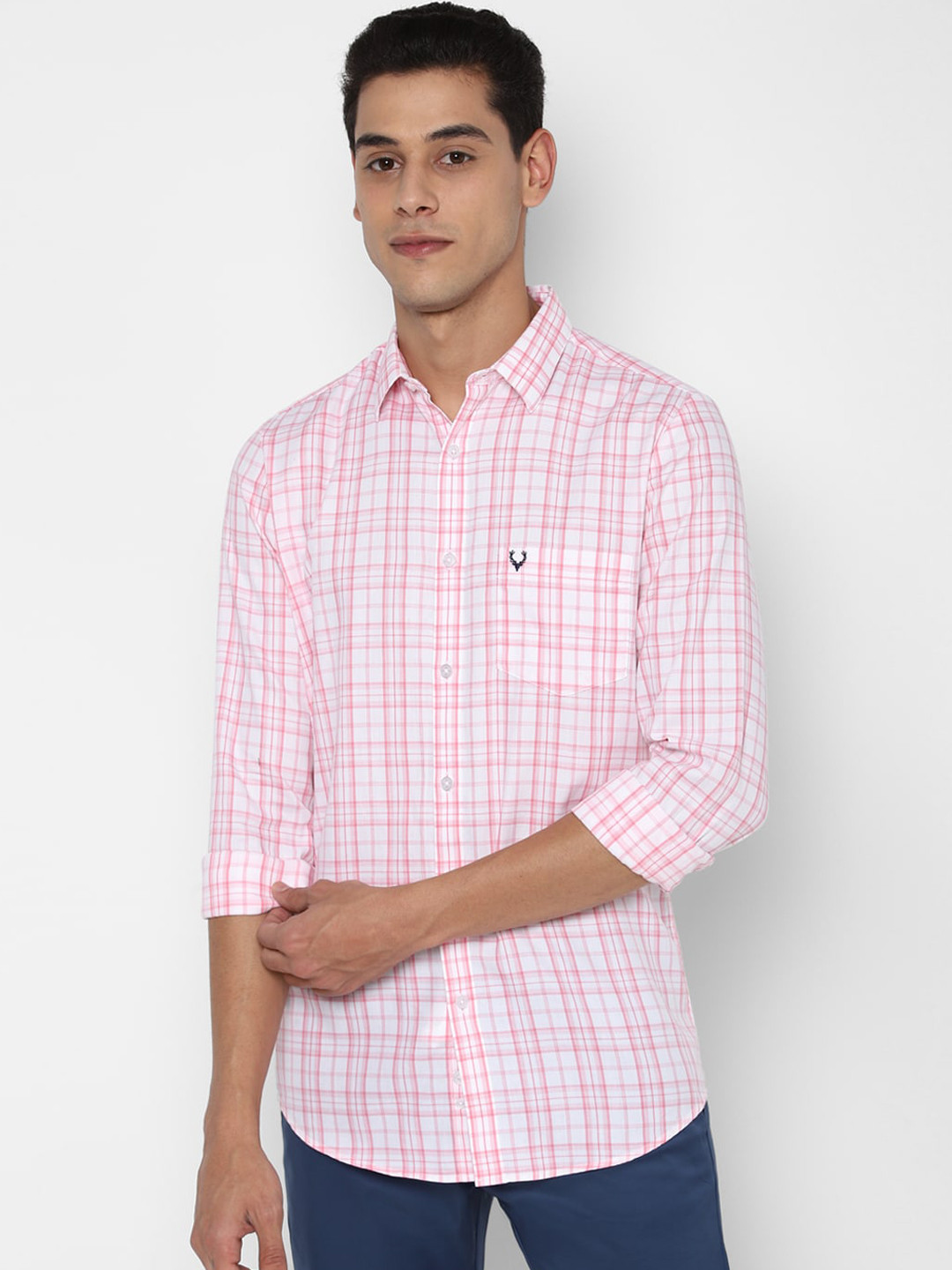 

Allen Solly Men Pink & White Slim Fit Opaque Checked Pure Cotton Casual Shirt