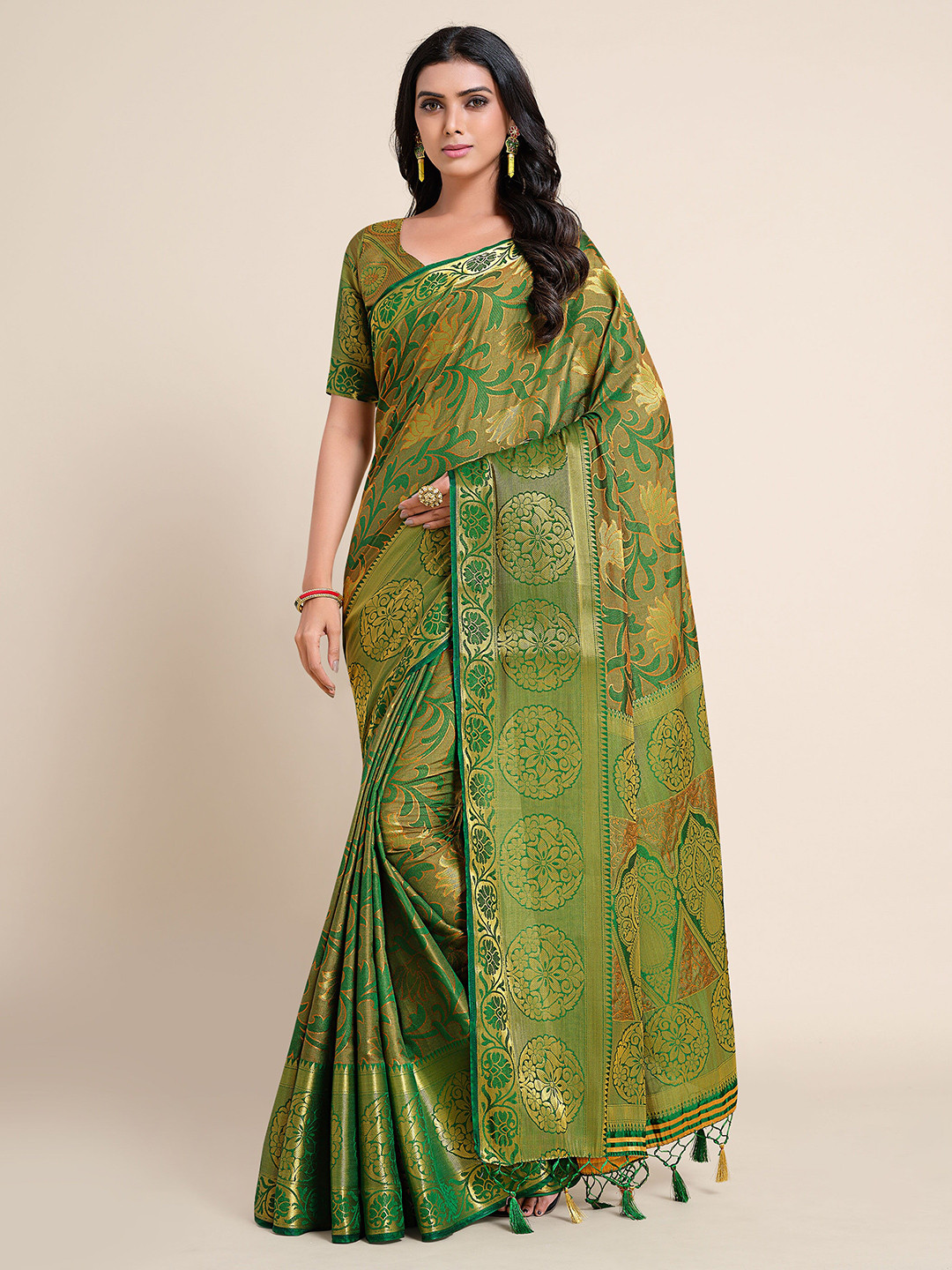

MIMOSA Green & Gold-Toned Ethnic Motifs Zari Art Silk Kanjeevaram Saree