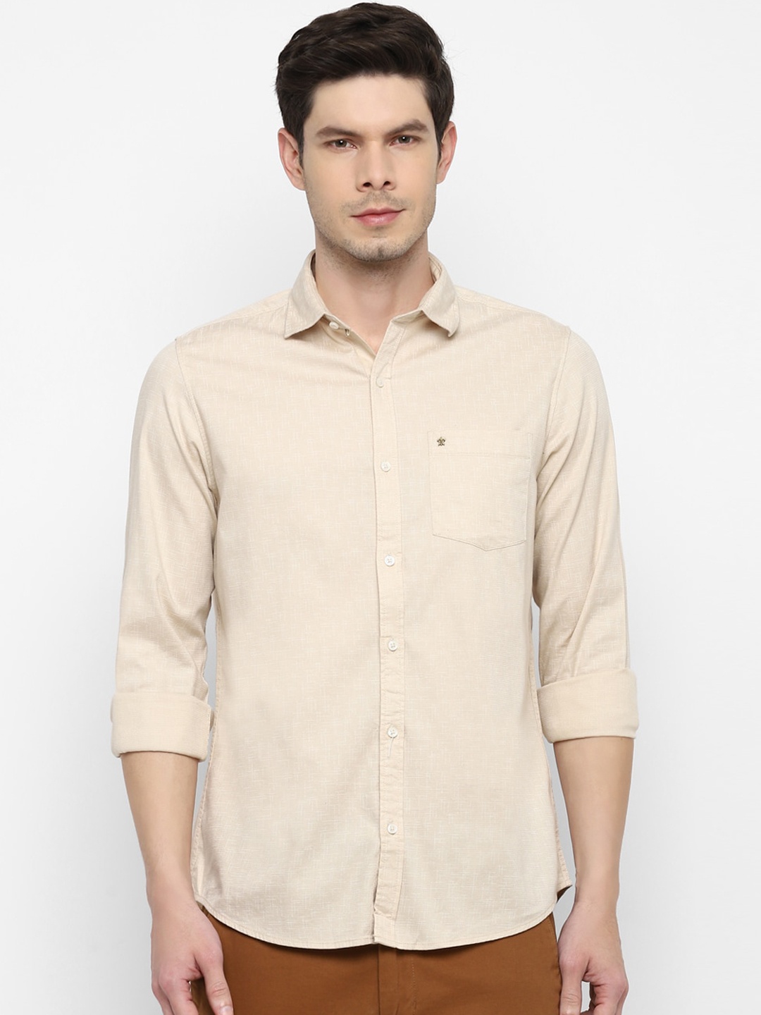 

Turtle Men Beige & White Slim Fit Opaque Printed Casual Shirt